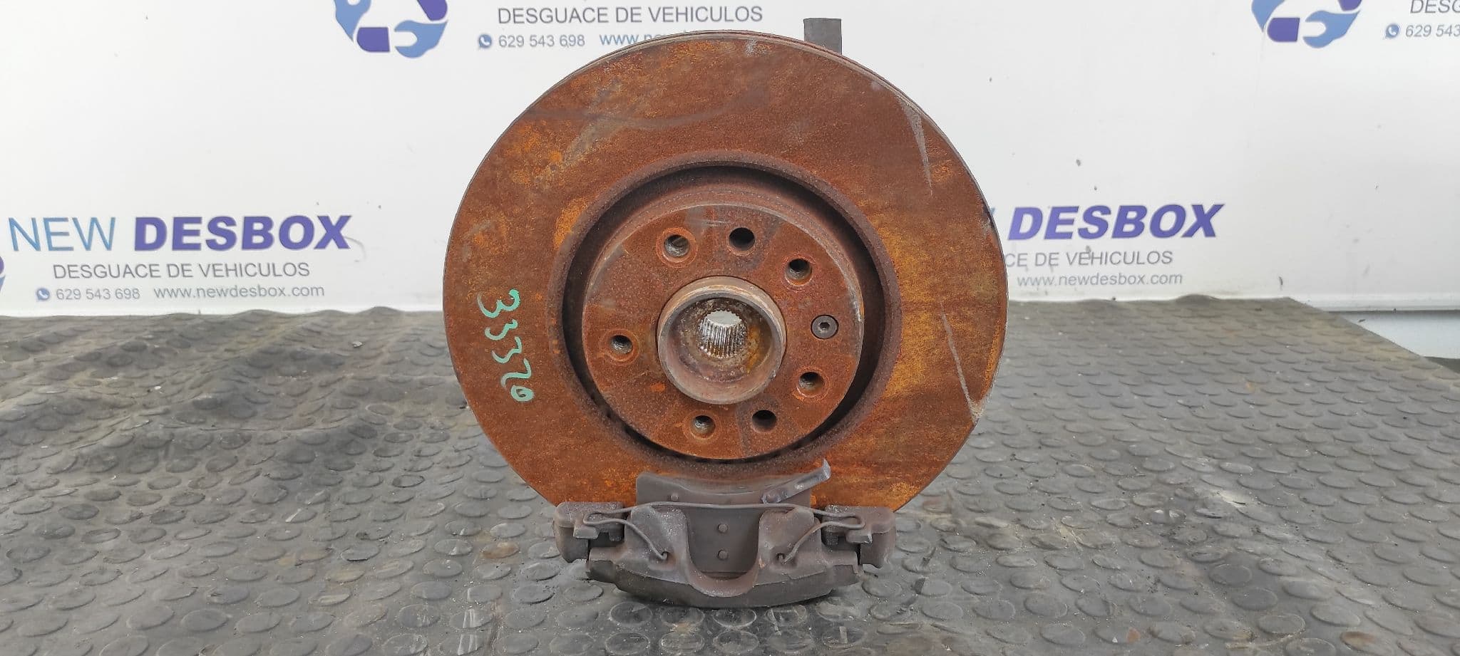 Recambio de MANGUETA DELANTERA IZQUIERDA para OPEL ZAFIRA B Cosmo Z19DT referencia OEM IAM    - NEGRO 4