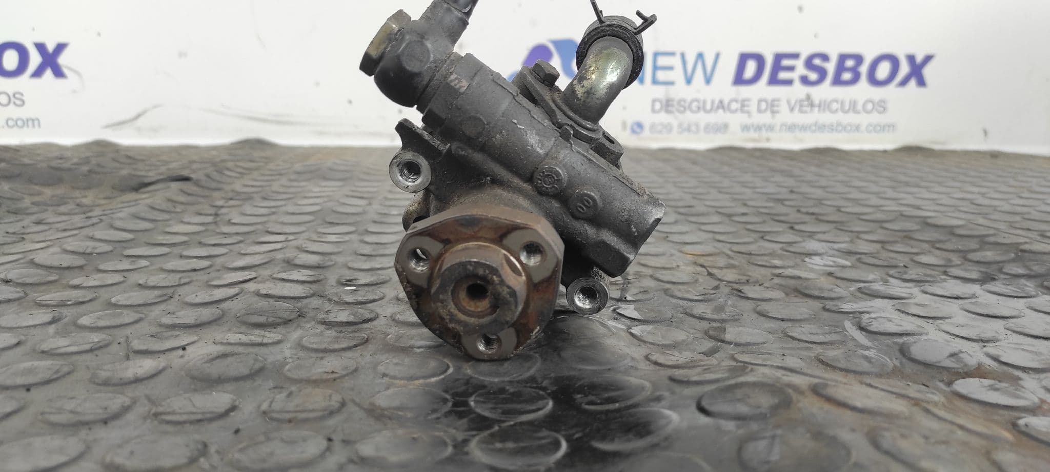 Recambio de BOMBA DIRECCION para AUDI A3 (8L) 1.9 TDI AHF referencia OEM IAM 1J0422154A   - AZUL