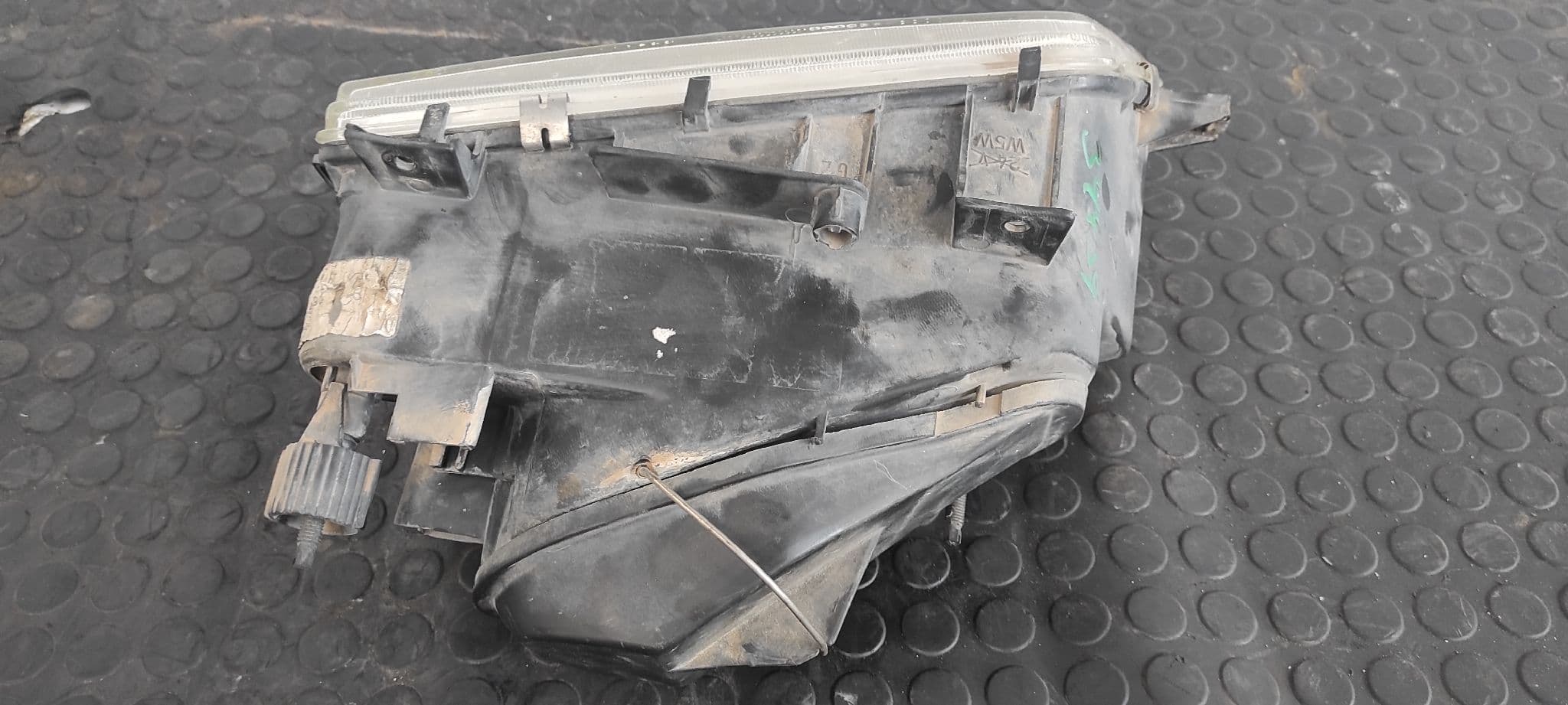 Recambio de FARO IZQUIERDO para PEUGEOT 405 BERLINA Embassy D D9BXUD9A referencia OEM IAM 0286011   - BLANCO 4