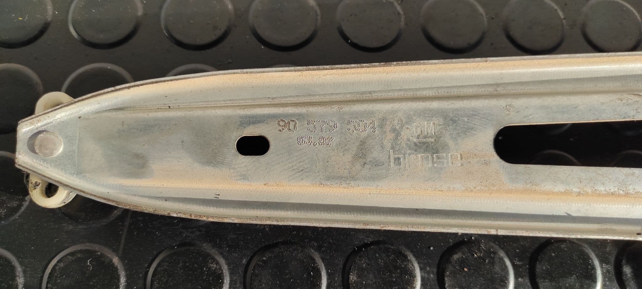 Recambio de ELEVALUNAS TRASERO DERECHO para OPEL ZAFIRA A Blue Line Y20DTH referencia OEM IAM 90579504   - PLATA 2