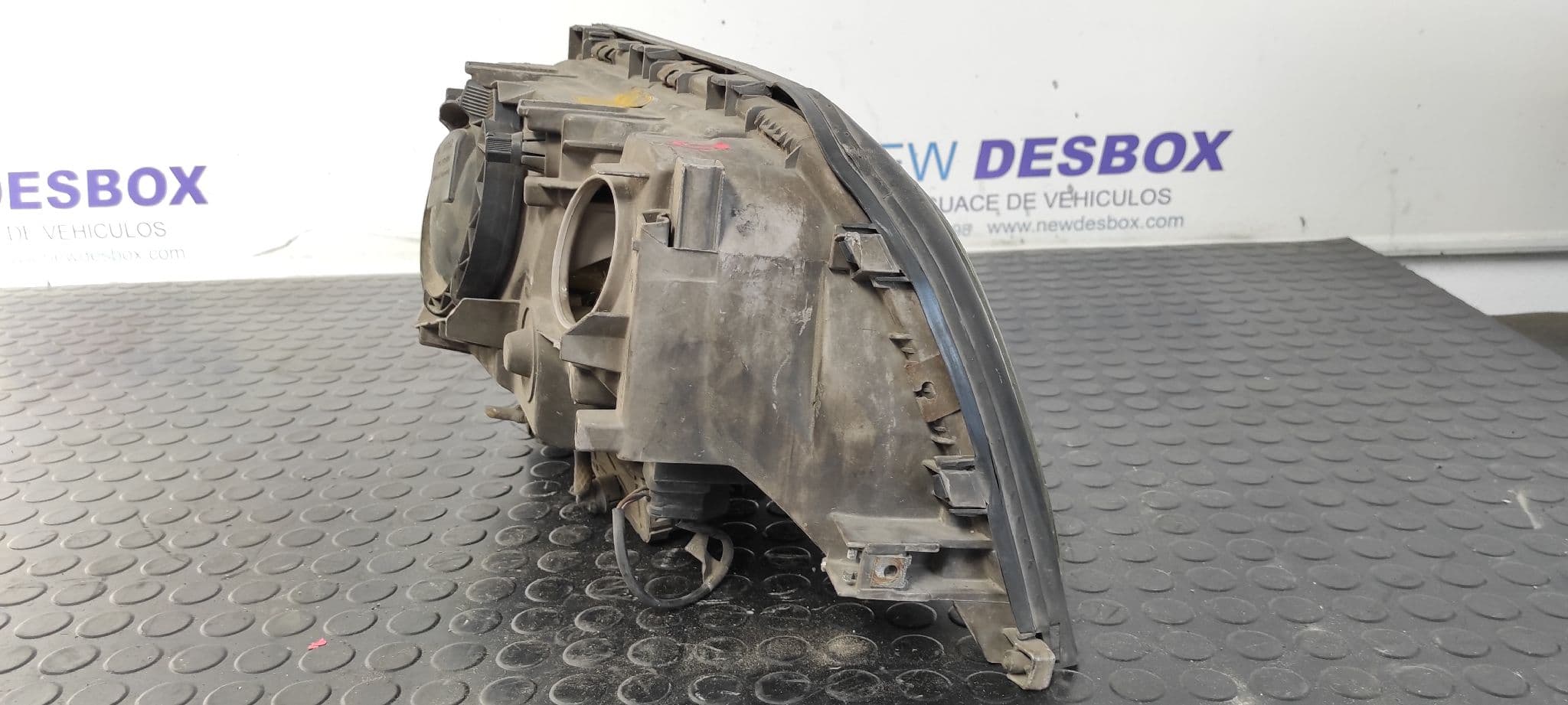 Recambio de FARO IZQUIERDO para MERCEDES-BENZ CLASE S (W140) referencia OEM IAM 1408208961 8