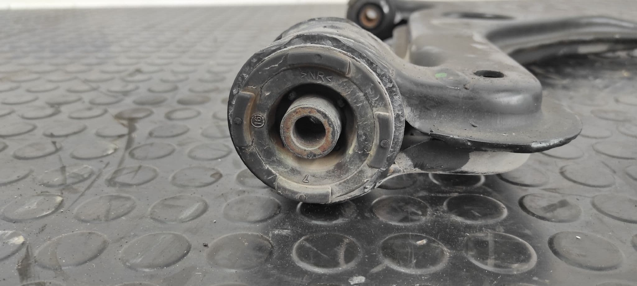 Recambio de BRAZO DERECHO INFERIOR DELANTERO para OPEL ZAFIRA B Cosmo Z19DT referencia OEM IAM 24454478   - BLANCO 5