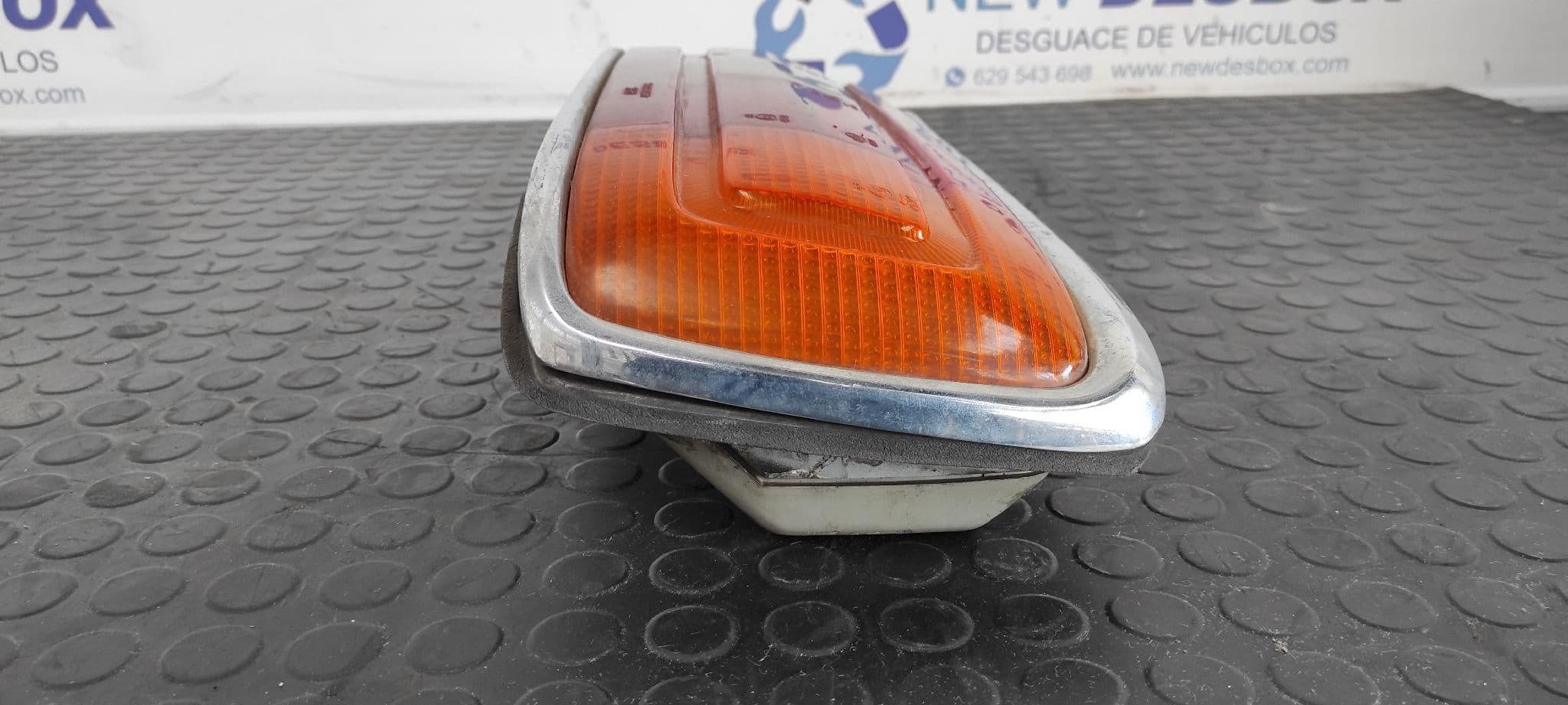 Recambio de PILOTO TRASERO IZQUIERDO para BMW SERIE 5 (E12) 2.8 M30B28 referencia OEM IAM 44708536S   - NARANJA 8