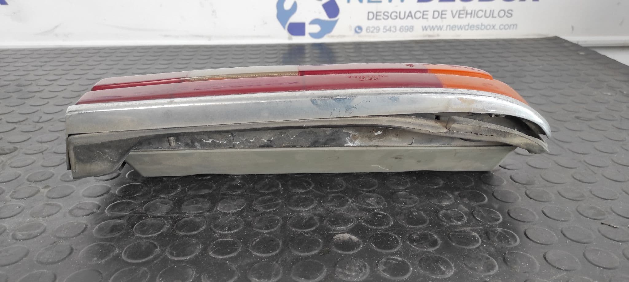 Recambio de PILOTO TRASERO IZQUIERDO para BMW SERIE 5 (E12) 2.8 M30B28 referencia OEM IAM 44708536S   - NARANJA 3