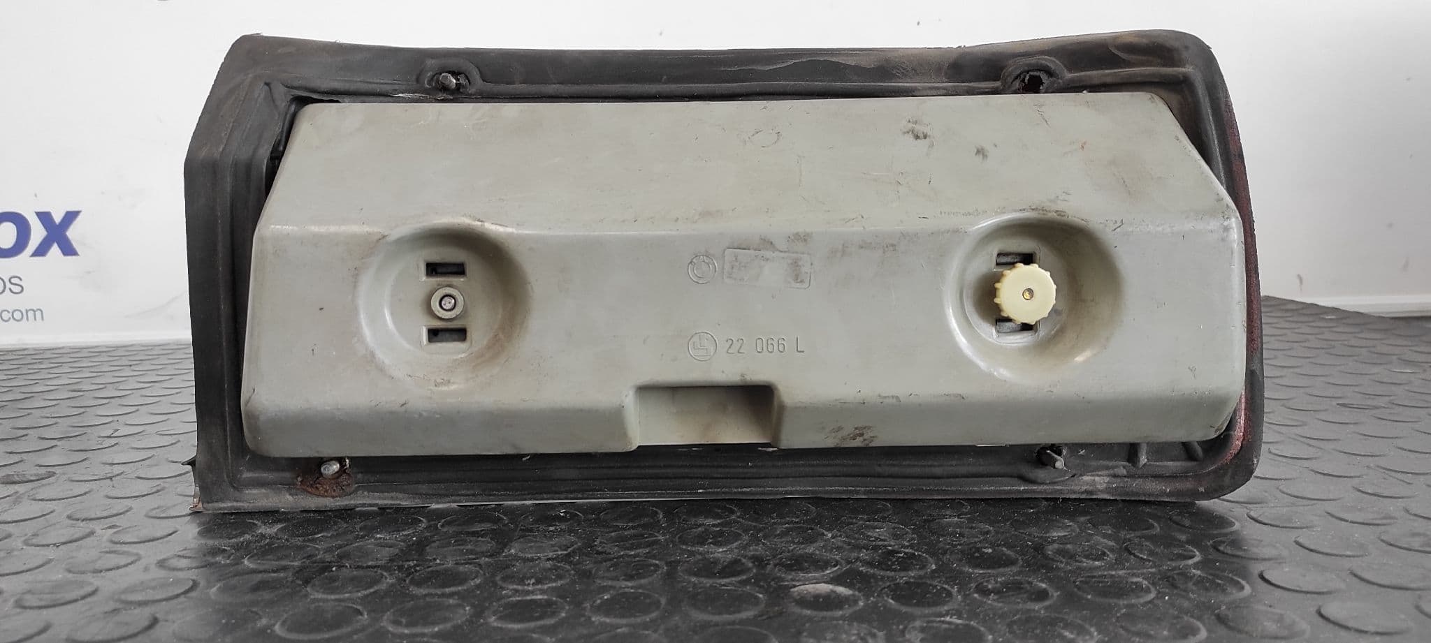 Recambio de PILOTO TRASERO IZQUIERDO para BMW SERIE 5 (E12) 2.8 M30B28 referencia OEM IAM 44708536S   - NARANJA 11