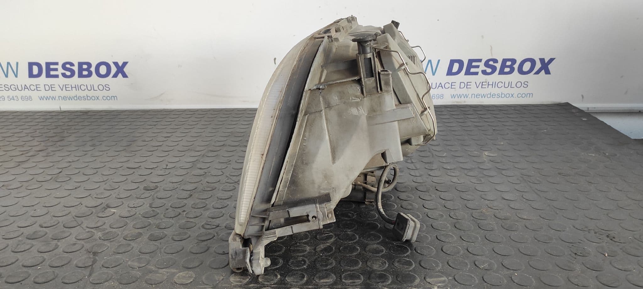 Recambio de FARO DERECHO para MERCEDES-BENZ CLASE S (W140) referencia OEM IAM 1408202661 2
