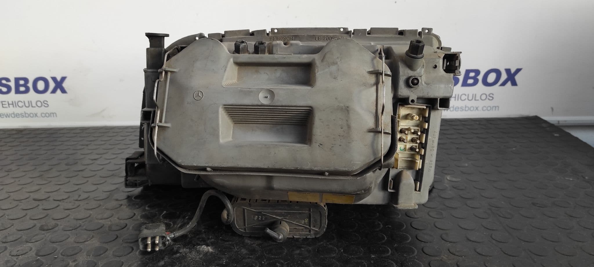 Recambio de FARO DERECHO para MERCEDES-BENZ CLASE S (W140) referencia OEM IAM 1408202661 9