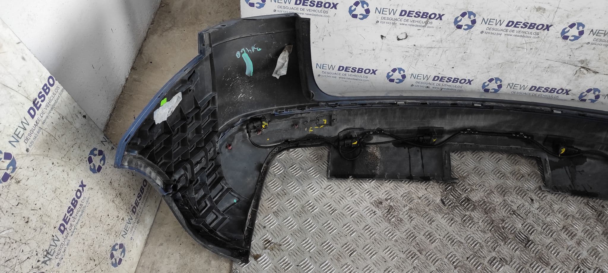 Recambio de PARAGOLPES TRASERO para VOLKSWAGEN TOUAREG (7LA) BLE referencia OEM IAM    - AZUL CLARO 2