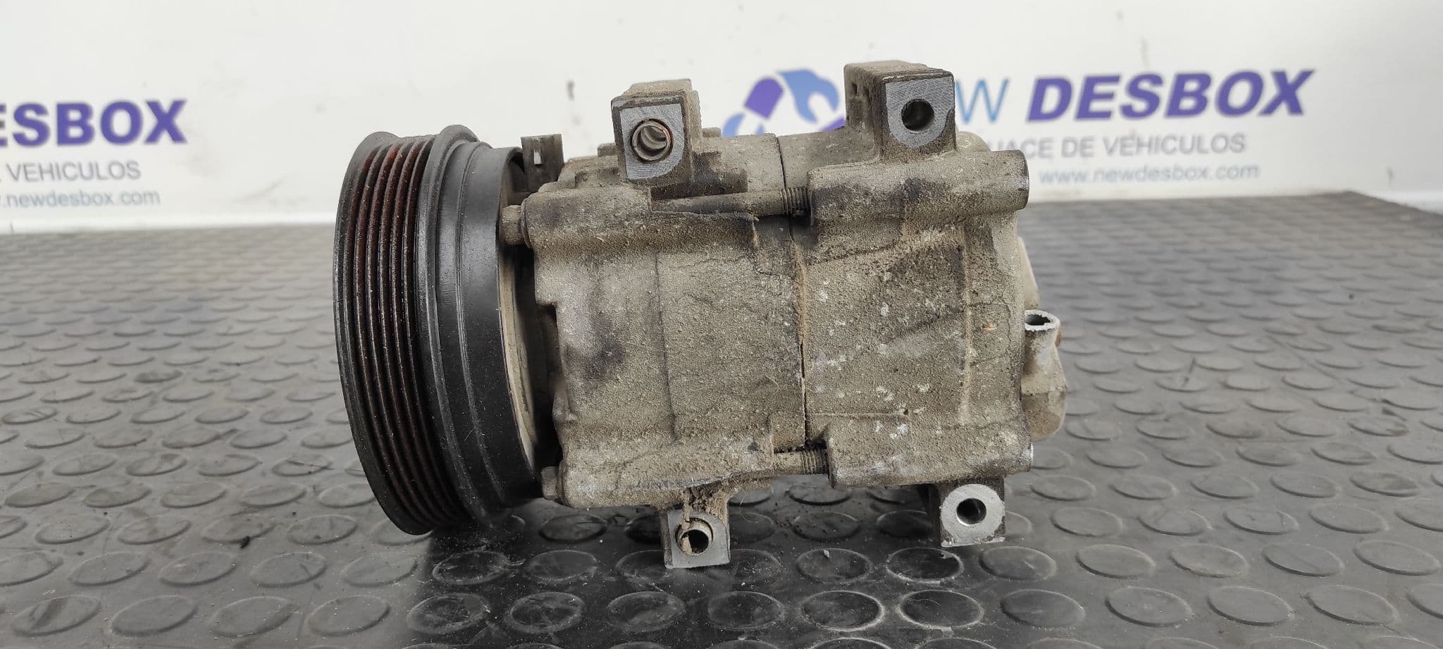 Recambio de COMPRESOR AIRE ACONDICIONADO para FORD PUMA (CCE) 1.7 16V CAT MHA referencia OEM IAM 97FW19D629AA   - ROJO 4