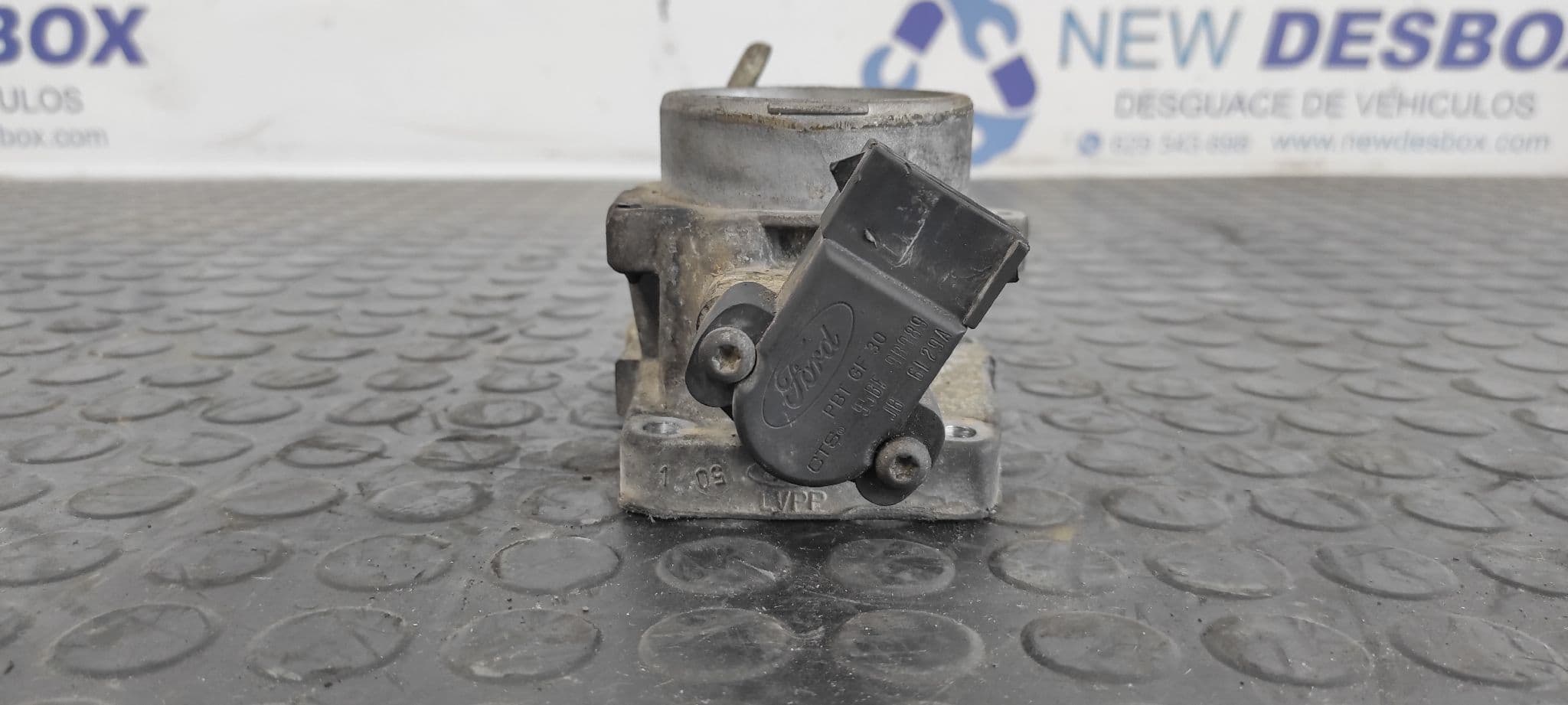 Recambio de CAJA MARIPOSA para FORD PUMA (CCE) 1.7 16V CAT MHA referencia OEM IAM 97MFDB   - ROJO 3