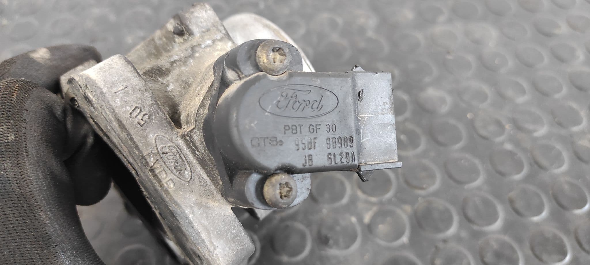 Recambio de CAJA MARIPOSA para FORD PUMA (CCE) 1.7 16V CAT MHA referencia OEM IAM 97MFDB   - ROJO 6