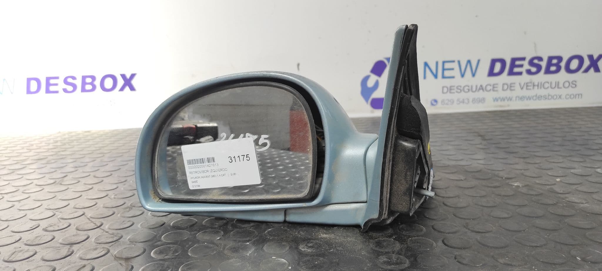 Recambio de RETROVISOR IZQUIERDO para HYUNDAI ACCENT (MC) 1.4 CAT G4EE referencia OEM IAM 012188    - AZUL