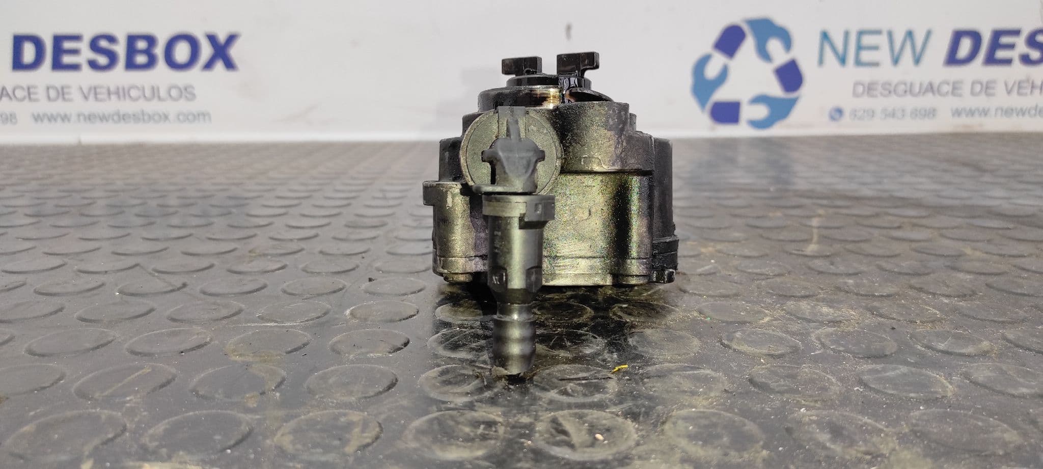 Recambio de DEPRESOR FRENO / BOMBA VACIO para CITROEN XSARA PICASSO HDi 110 FAP SX 9HY referencia OEM IAM D1561C   - BLANCO 3