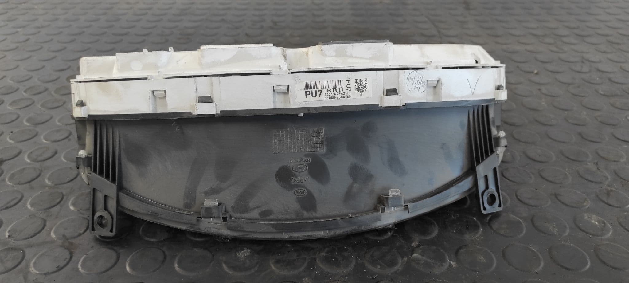 Recambio de CUADRO INSTRUMENTOS para HYUNDAI TUCSON (JM) D4EA referencia OEM IAM 940132E421   - AZUL 2