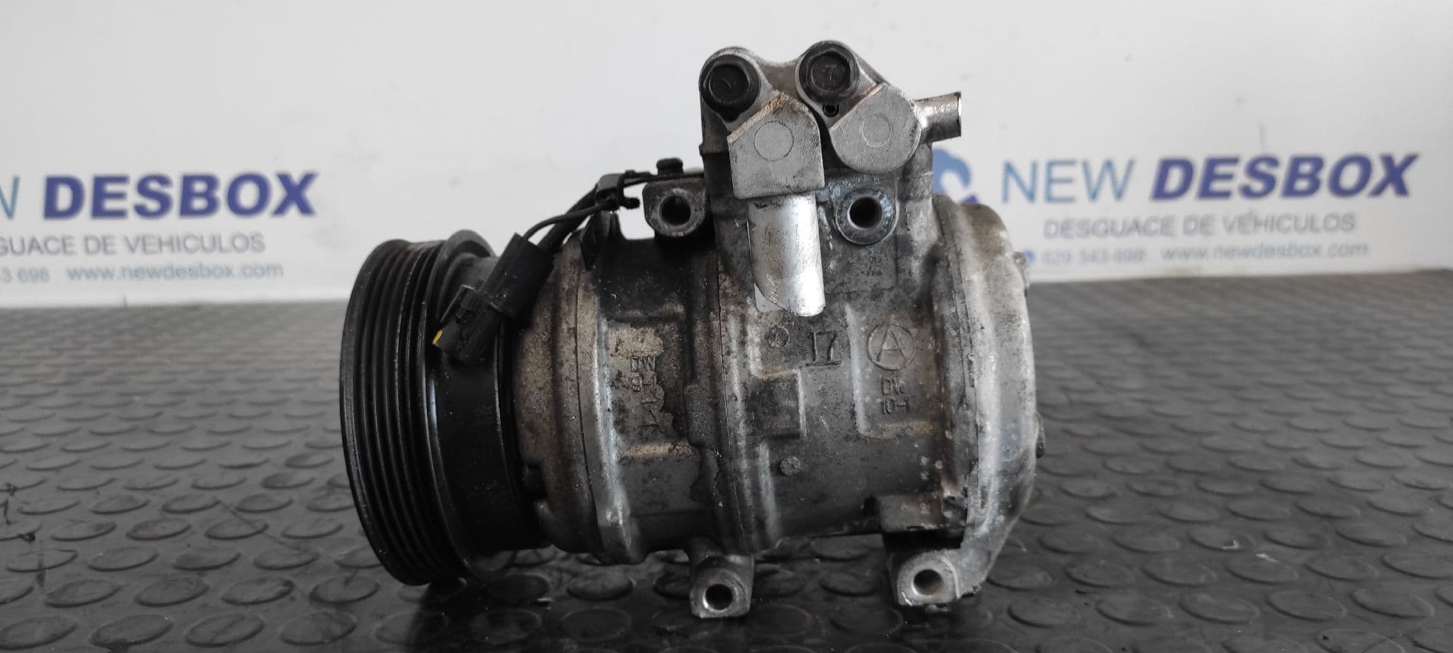 Recambio de COMPRESOR AIRE ACONDICIONADO para HYUNDAI TUCSON (JM) D4EA referencia OEM IAM 162502920J   - AZUL 3