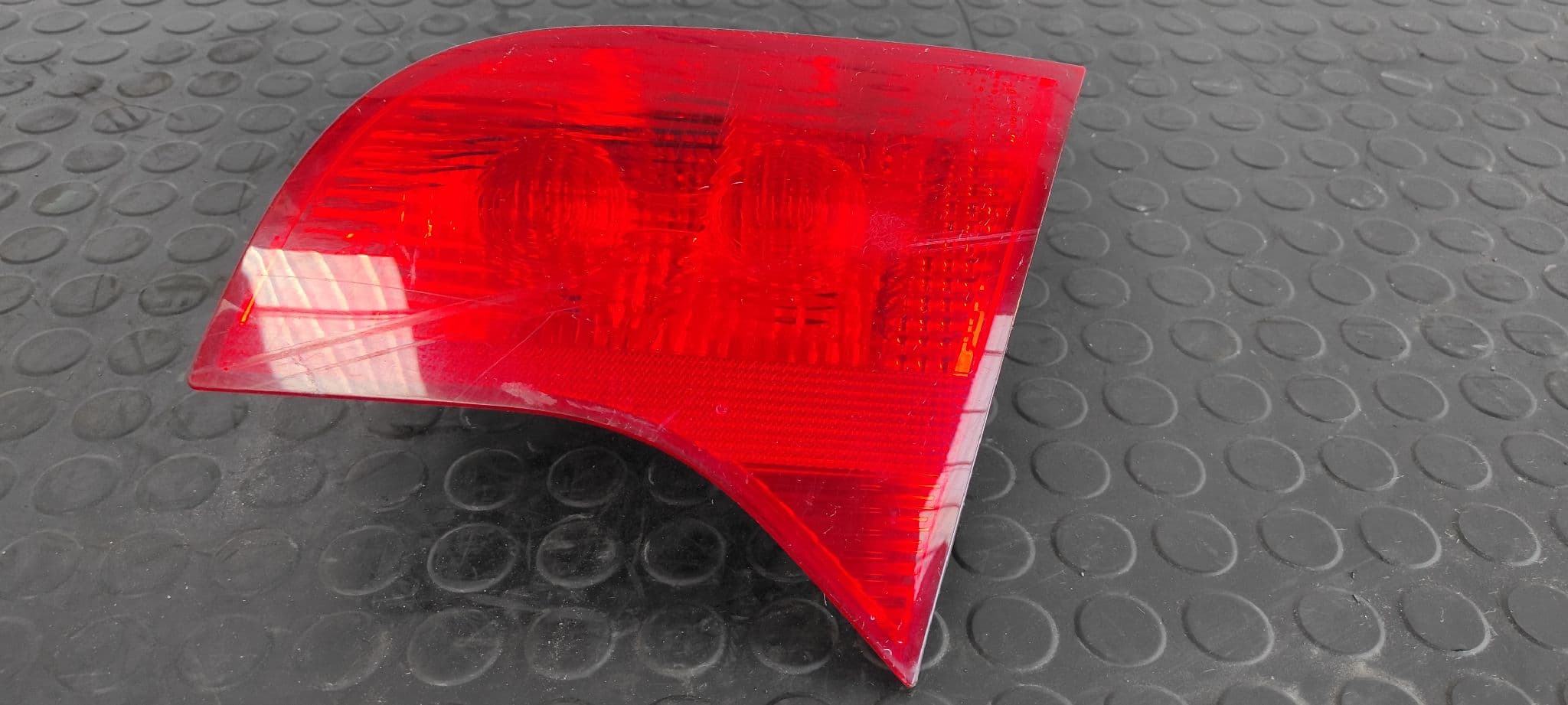 Recambio de PILOTO PORTON DERECHO para AUDI A4 AVANT (8E) 2.0 TDI Quattro (DPF) BRE referencia OEM IAM    - BLANCO