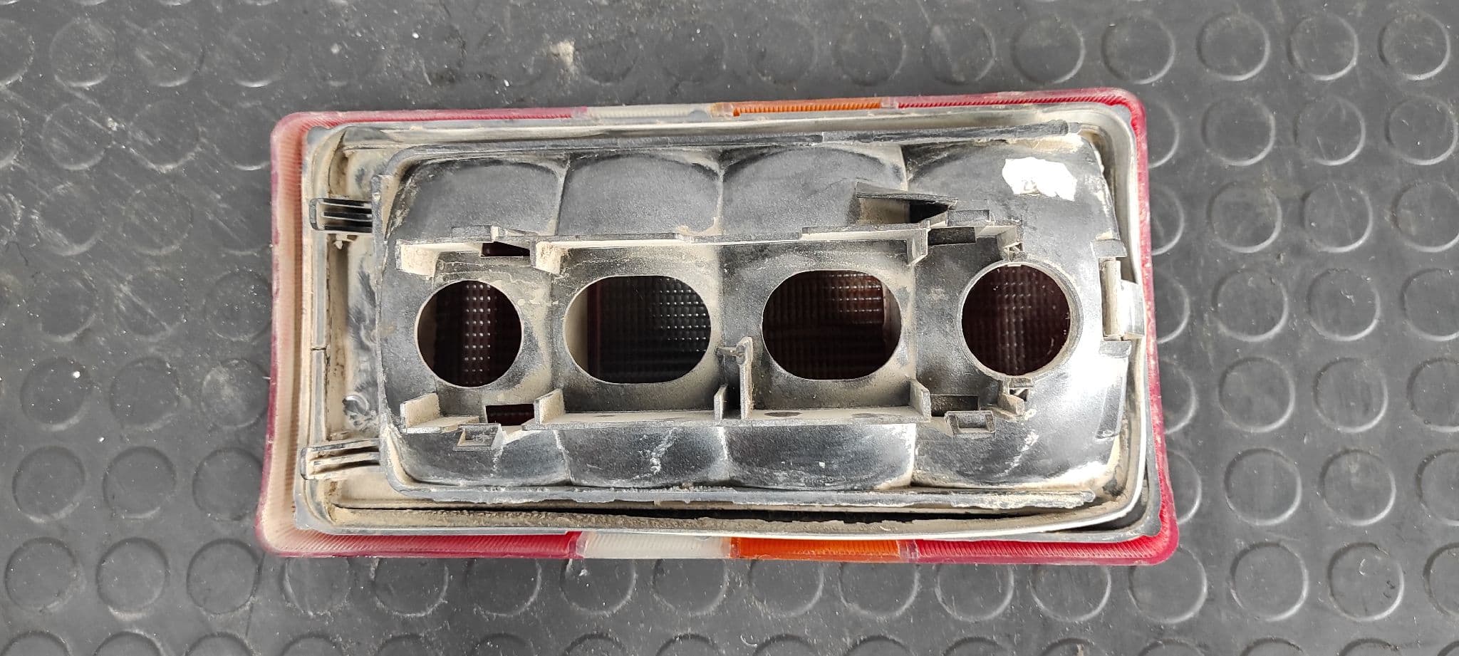 Recambio de PILOTO TRASERO IZQUIERDO para RENAULT TRAFIC (DESDE 5.89) 2.5 Diesel S8U750 referencia OEM IAM SEIMA 20860   - BLANCO 5