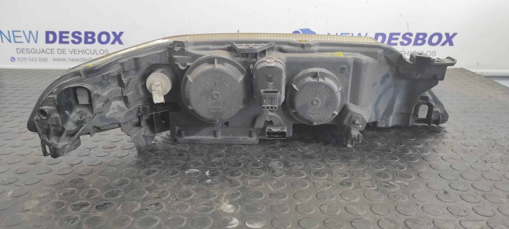 Recambio de FARO IZQUIERDO para RENAULT LAGUNA II (BG0) referencia OEM IAM 8200002845 4