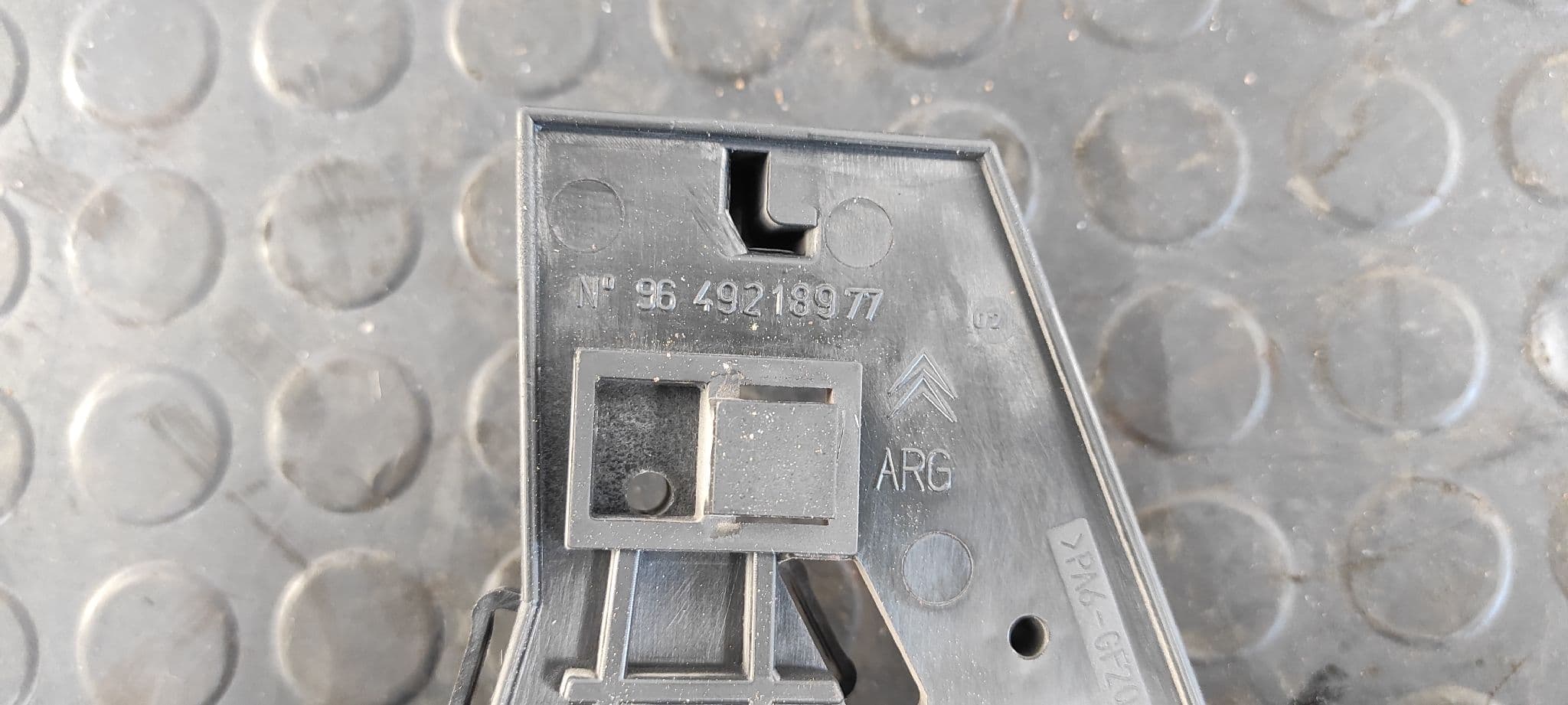 Recambio de MANETA INTERIOR TRASERA IZQUIERDA para CITROEN C5 BERLINA 2.0 HDi CAT (RHY / DW10TD) RHYDW10TD referencia OEM IAM 9649218977   - ROJO 2