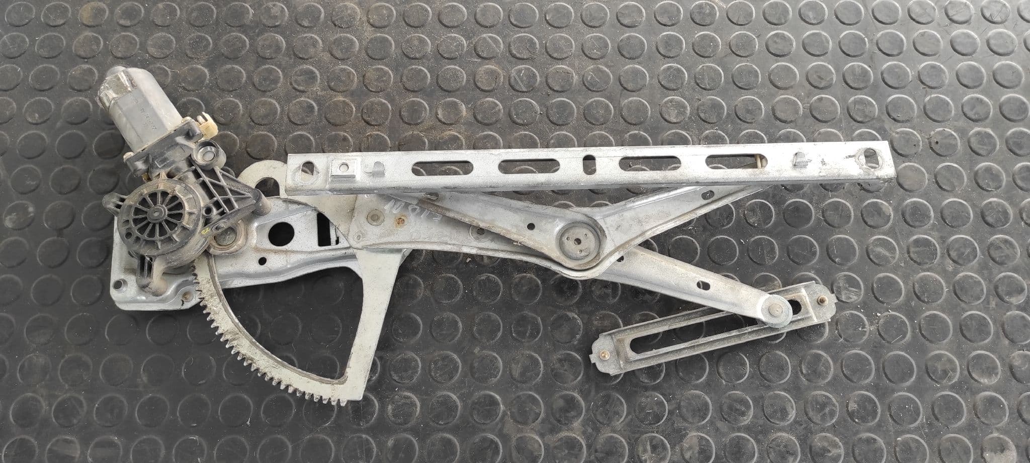 Recambio de ELEVALUNAS DELANTERO IZQUIERDO para MERCEDES-BENZ CLASE SLK (W170) ROADSTER 2.3 Compresor CAT M111973 referencia OEM IAM W202R170L   - AZUL 4