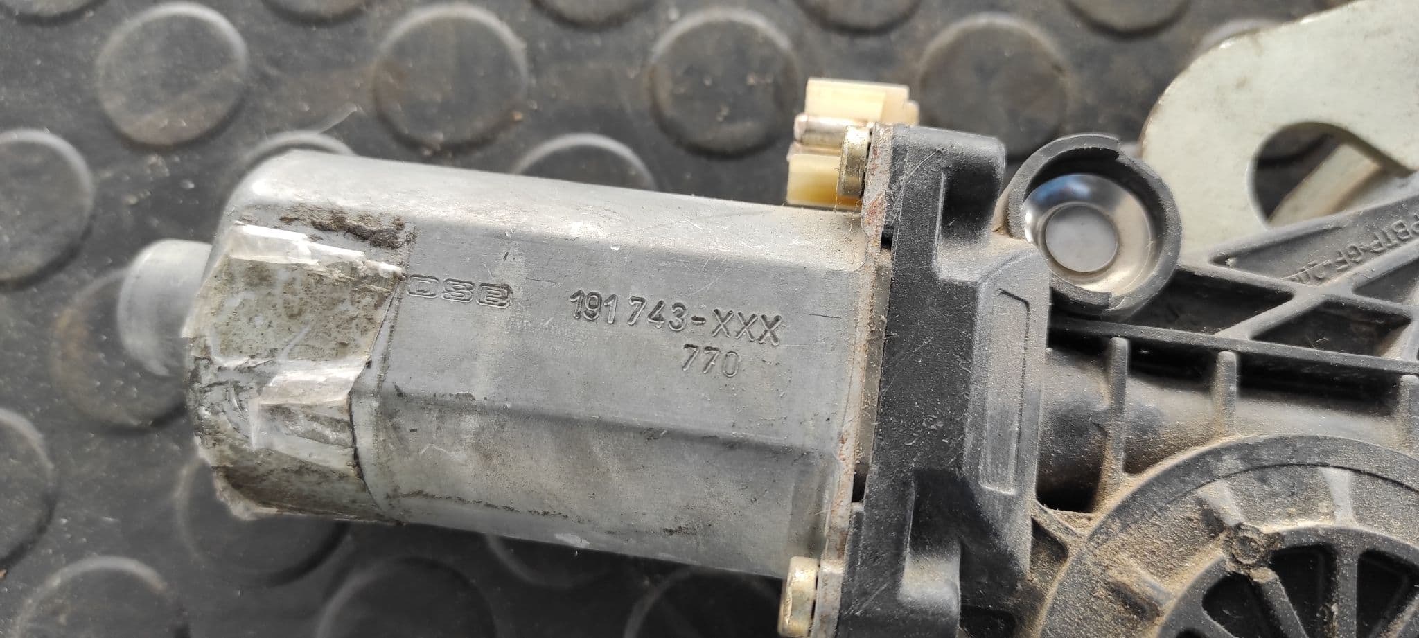 Recambio de ELEVALUNAS DELANTERO IZQUIERDO para MERCEDES-BENZ CLASE SLK (W170) ROADSTER 2.3 Compresor CAT M111973 referencia OEM IAM W202R170L   - AZUL 6