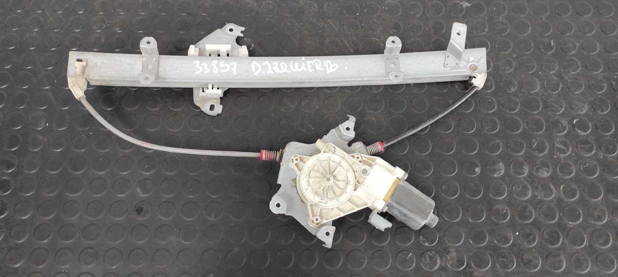 Recambio de ELEVALUNAS DELANTERO IZQUIERDO para NISSAN MICRA (K12E) Acenta K9K referencia OEM IAM 0130822202   - BLANCO 2