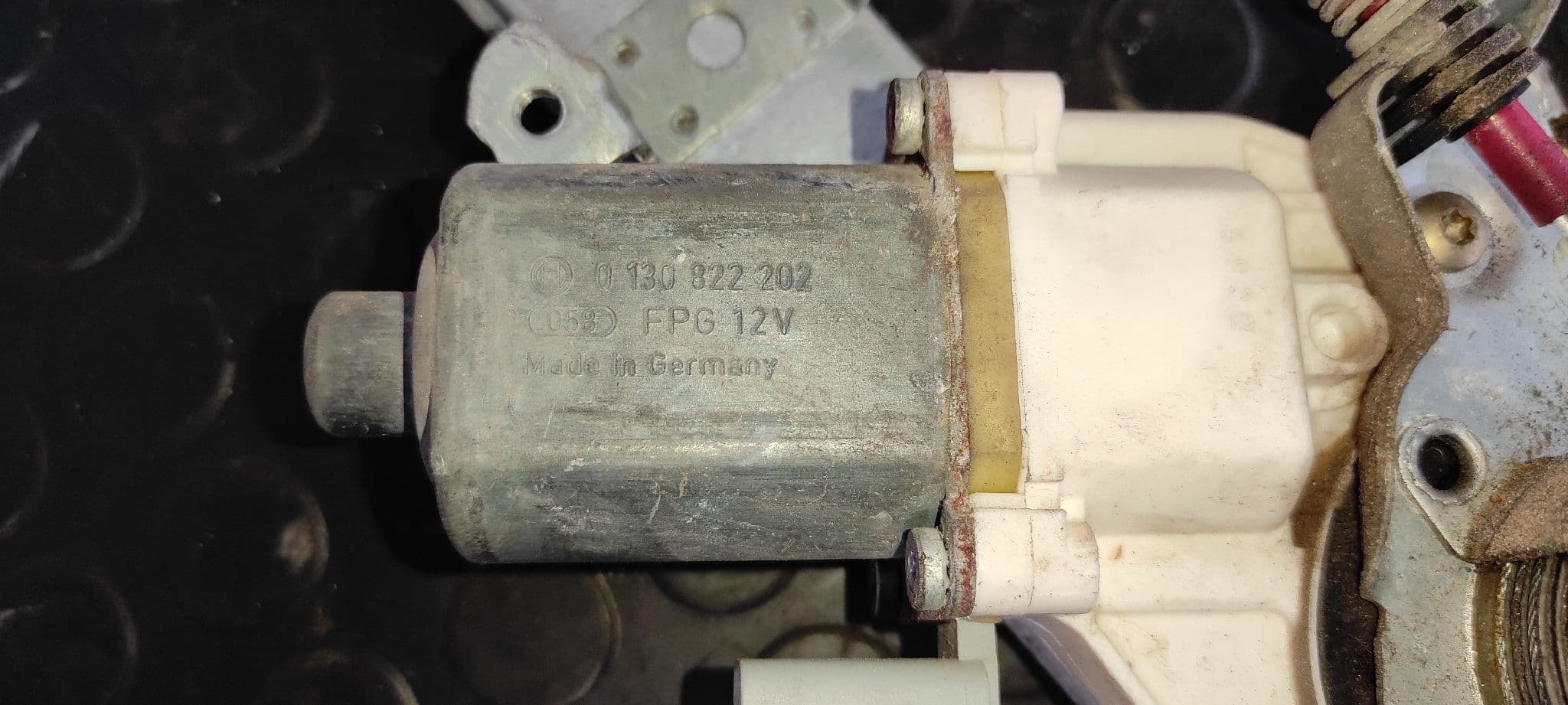 Recambio de ELEVALUNAS DELANTERO IZQUIERDO para NISSAN MICRA (K12E) Acenta K9K referencia OEM IAM 0130822202   - BLANCO 4