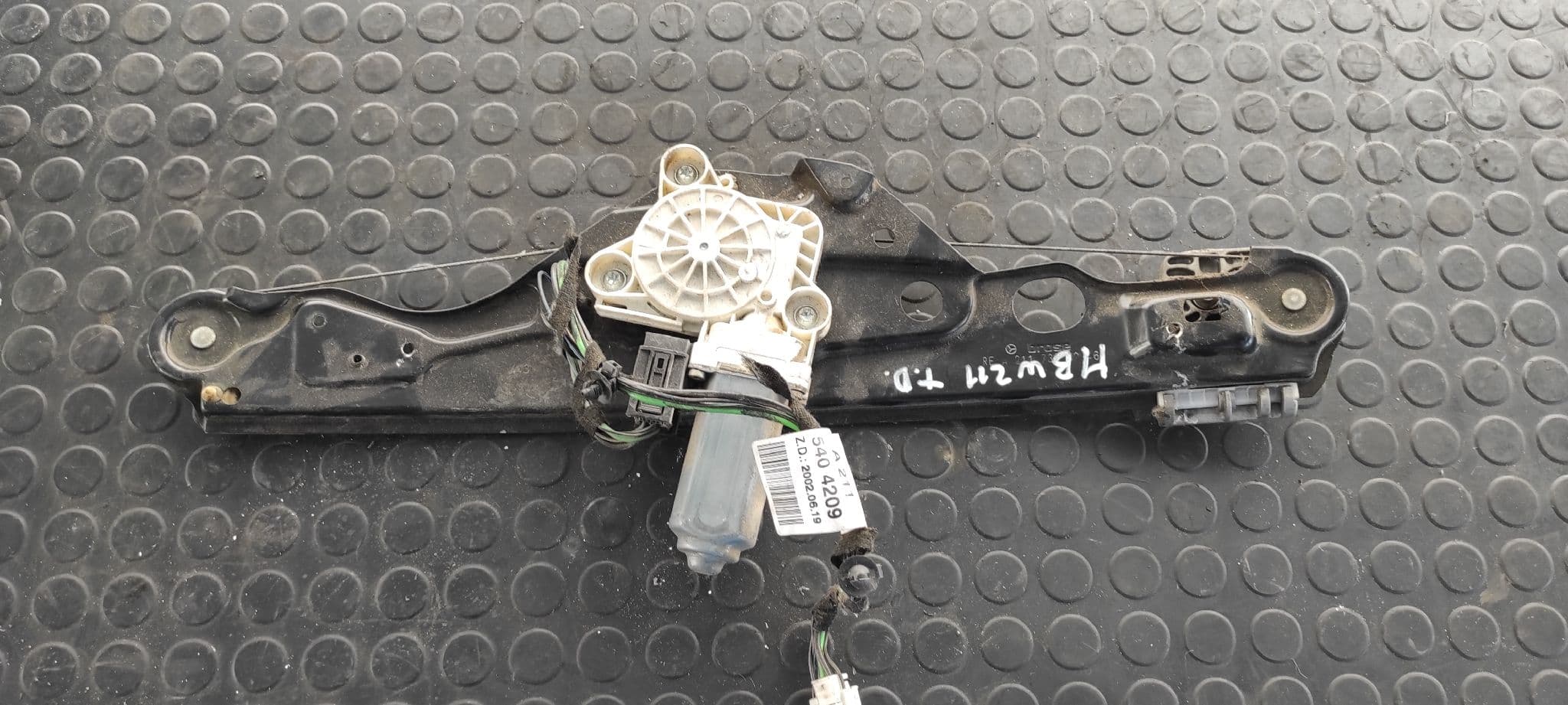 Recambio de ELEVALUNAS TRASERO DERECHO para MERCEDES CLASE E (W211) referencia OEM IAM A2117300246 4