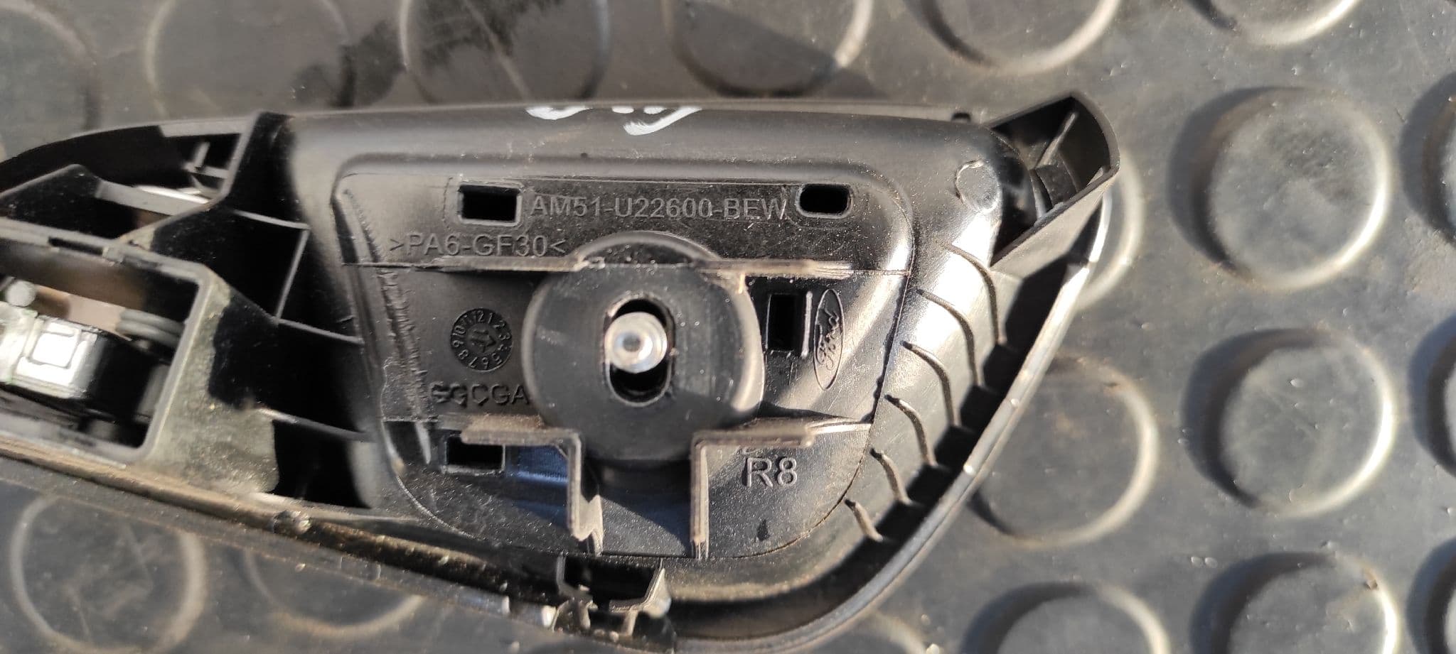 Recambio de MANETA INTERIOR DELANTERA DERECHA para FORD FOCUS TURN. Titanium XWDD referencia OEM IAM AM51U22600BEW   - AZUL 3