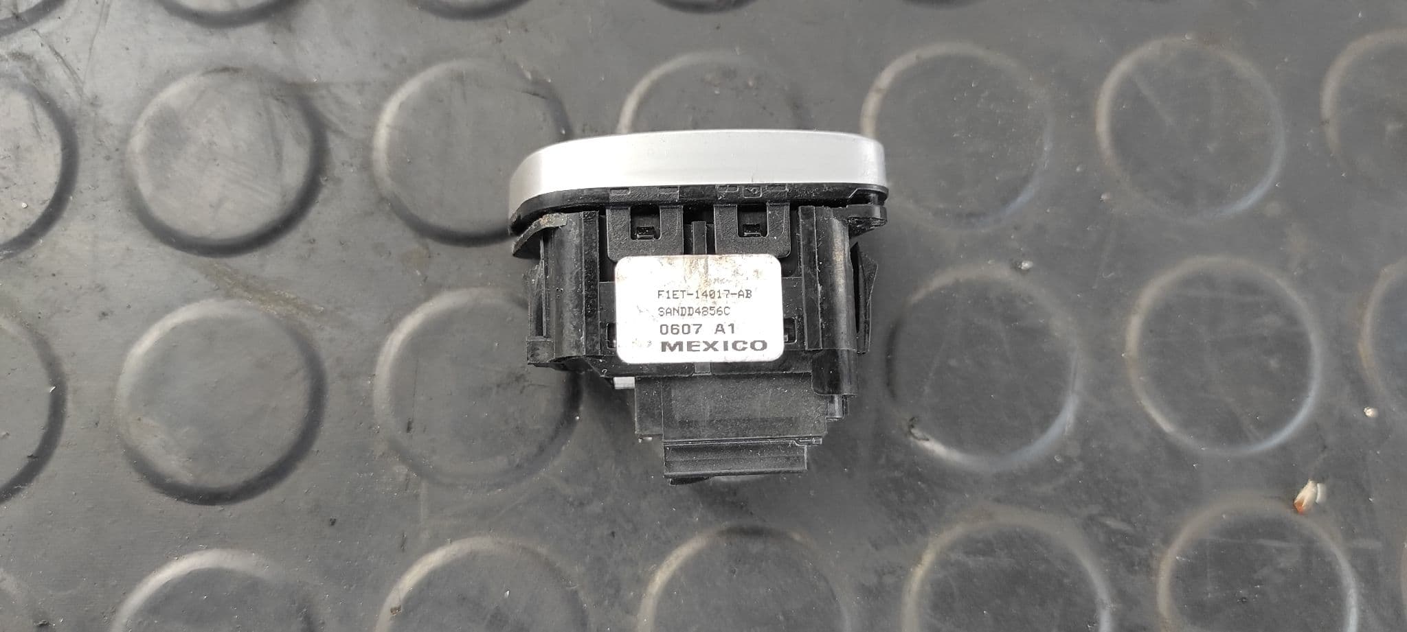 Recambio de INTERRUPTOR para FORD FOCUS TURN. Titanium XWDD referencia OEM IAM  F1ET14017AB   - AZUL 2