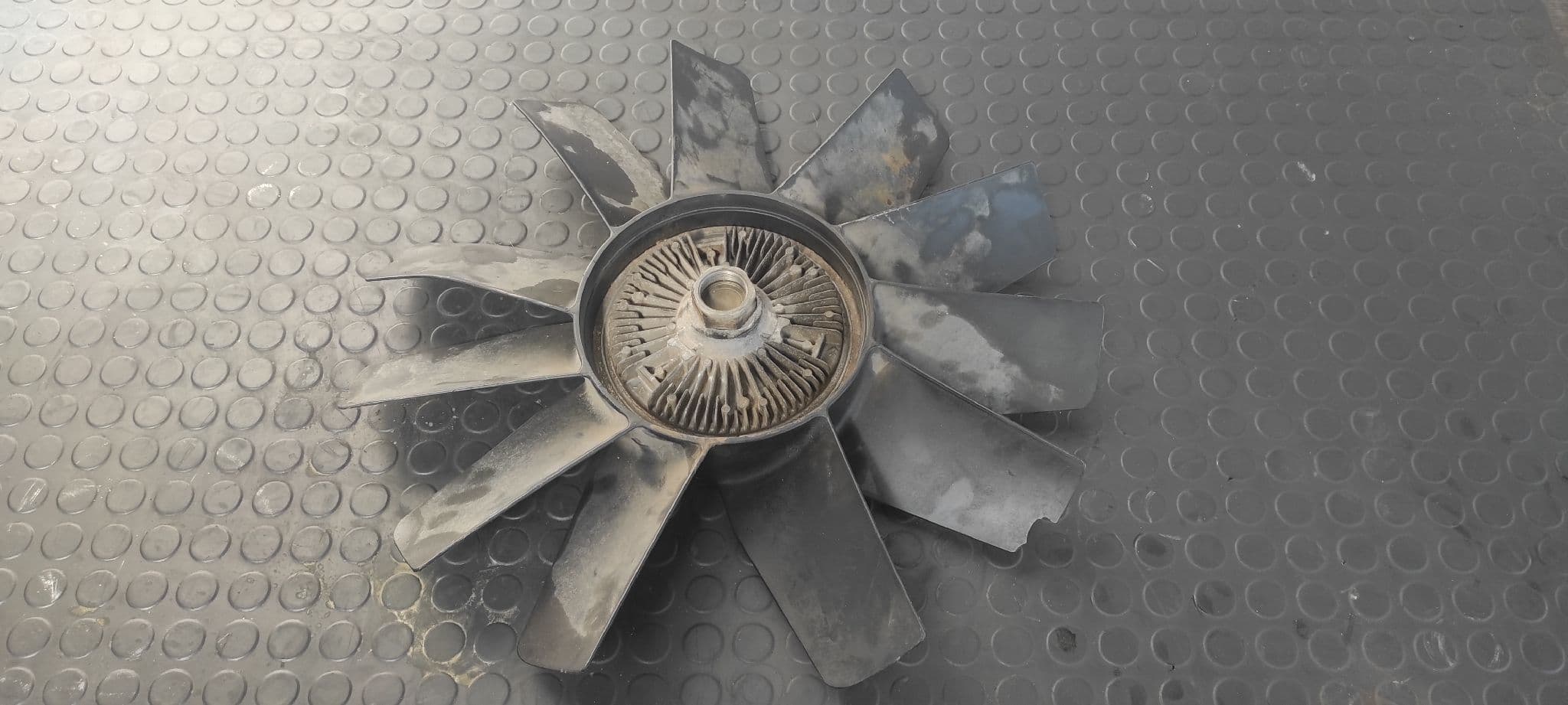 Recambio de VENTILADOR VISCOSO MOTOR para LAND ROVER DISCOVERY (LT) 10DP referencia OEM IAM PGG101050   - VERDE 2