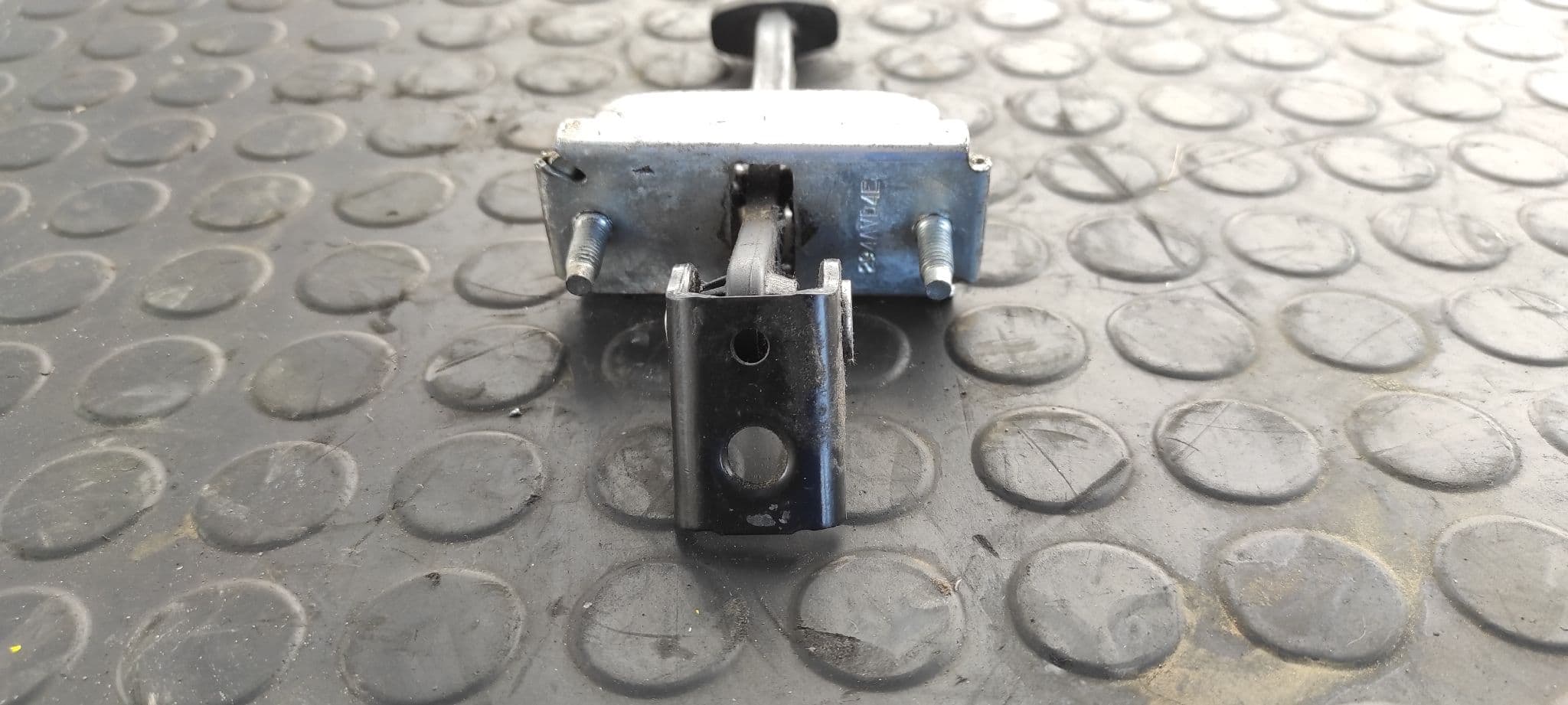 Recambio de RETENEDOR PUERTA DERECHA para FORD FOCUS BERLINA (CAP) Trend G8DA referencia OEM IAM 294AVD4E   - GRIS 2