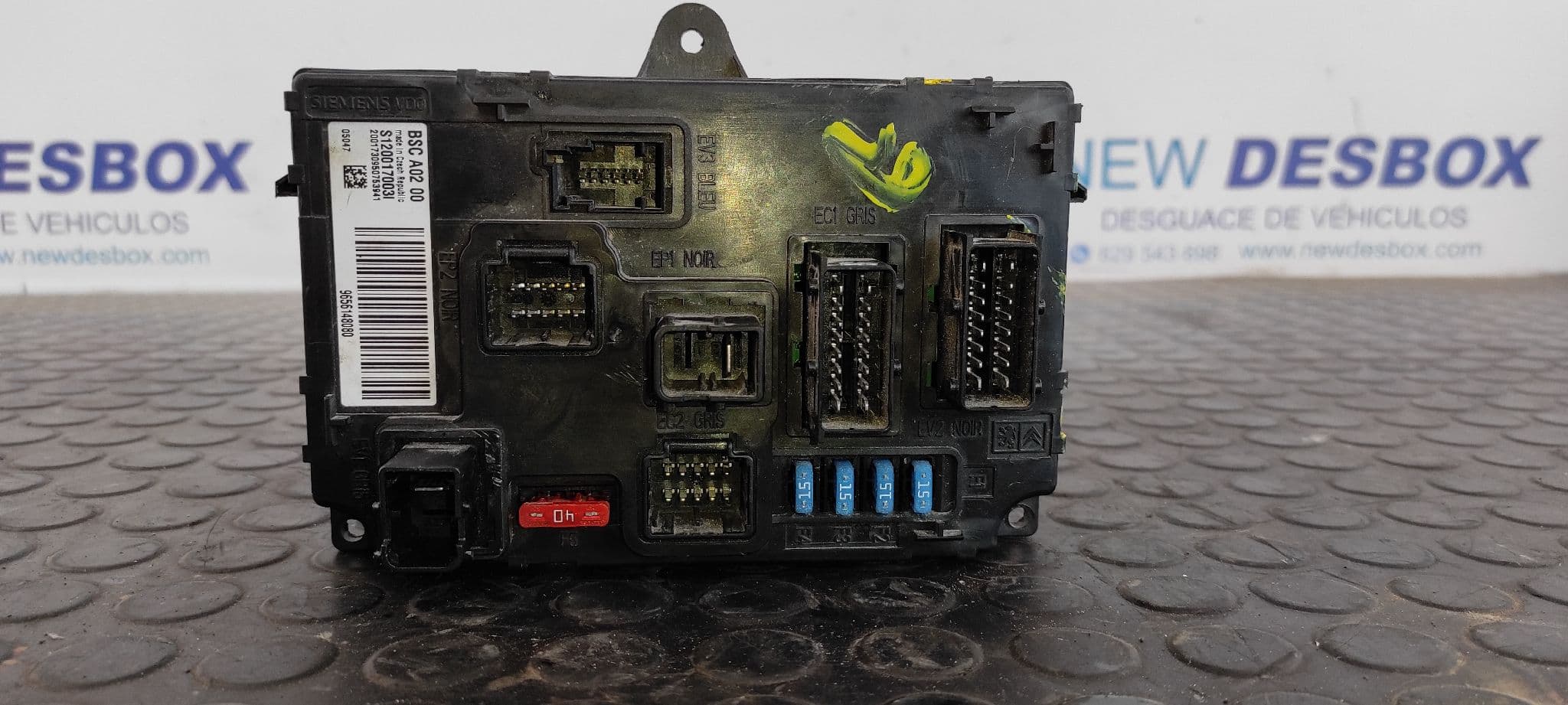 Recambio de CAJA RELES / FUSIBLES para PEUGEOT 407 2.0 16V HDI FAP CAT (RHR / DW10BTED4) RHR referencia OEM IAM 9656148080