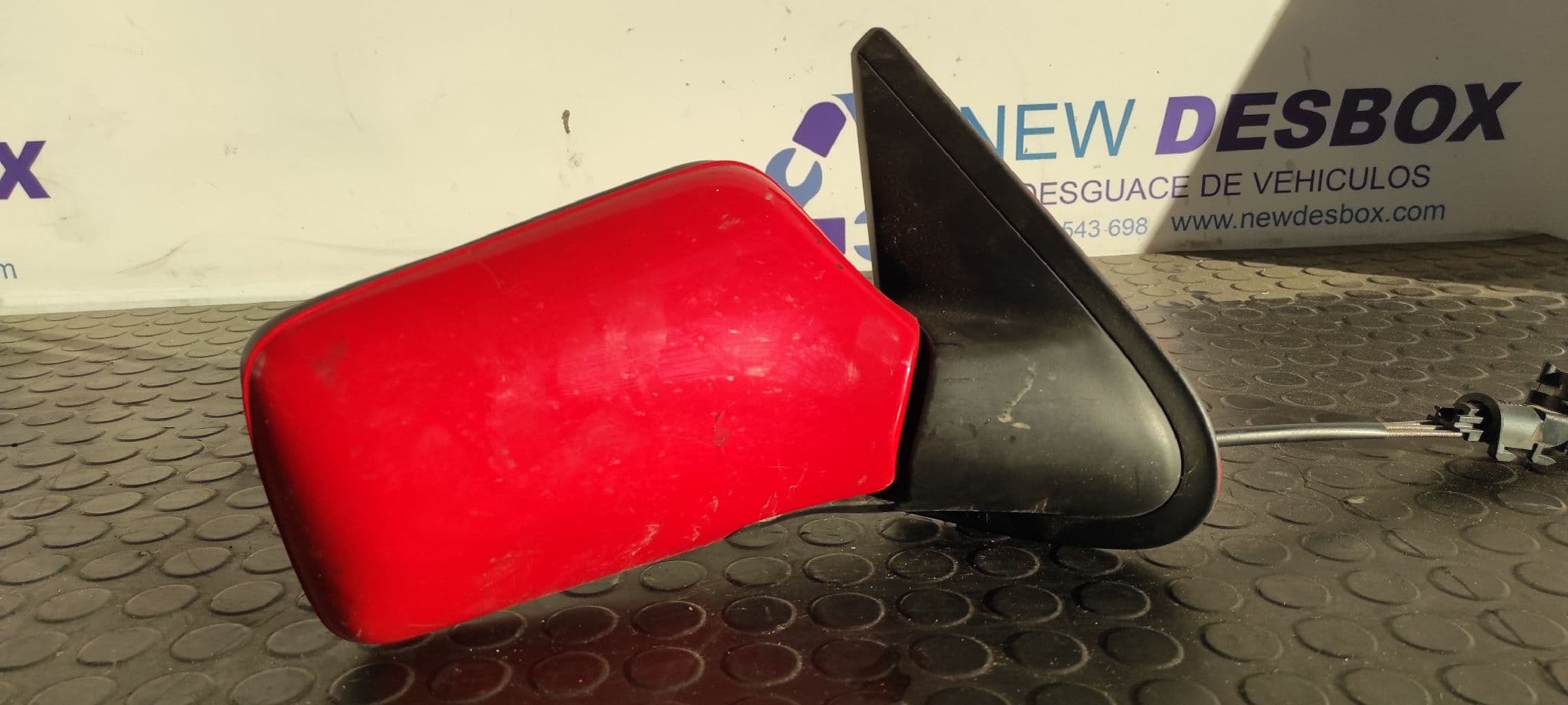 Recambio de RETROVISOR DERECHO para VOLKSWAGEN GOLF III BERLINA (1H1) 1.6 AEK referencia OEM IAM 0217384   - ROJO 4