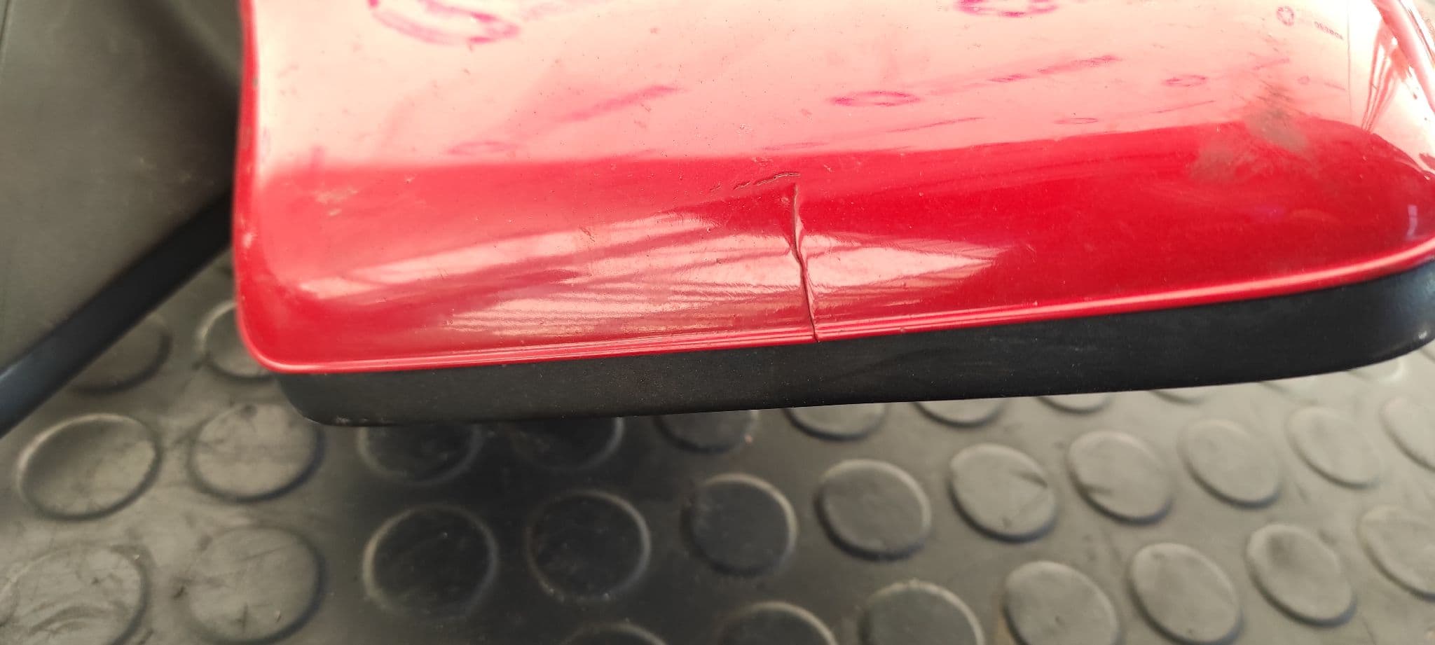 Recambio de RETROVISOR DERECHO para VOLKSWAGEN GOLF III BERLINA (1H1) 1.6 AEK referencia OEM IAM 0217384   - ROJO 3