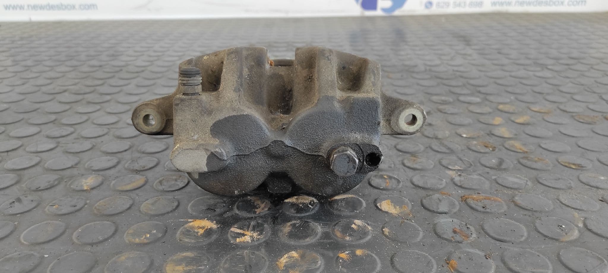 Recambio de PINZA DE FRENO DELANTERA DERECHA para LAND ROVER DISCOVERY (LT) 2.5 Turbodiesel 10DP referencia OEM IAM CN1 20654   - VERDE 4