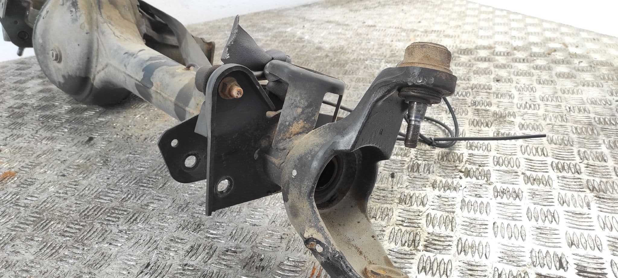 Recambio de PUENTE DELANTERO para LAND ROVER DISCOVERY (LT) 10DP referencia OEM IAM HRC1124   - VERDE 5