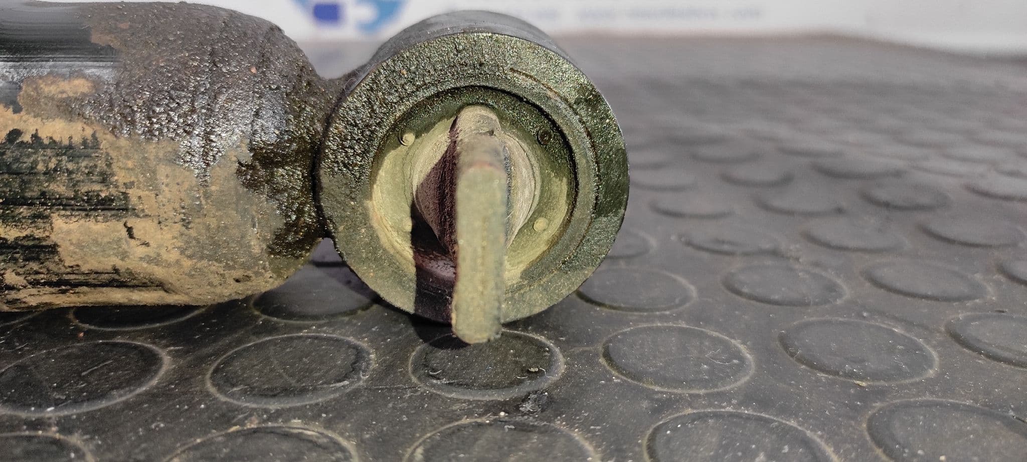 Recambio de AMORTIGUADOR DELANTERO DERECHO para LAND ROVER DISCOVERY (LT) 2.5 Turbodiesel 10DP referencia OEM IAM RNB103532   - VERDE 5