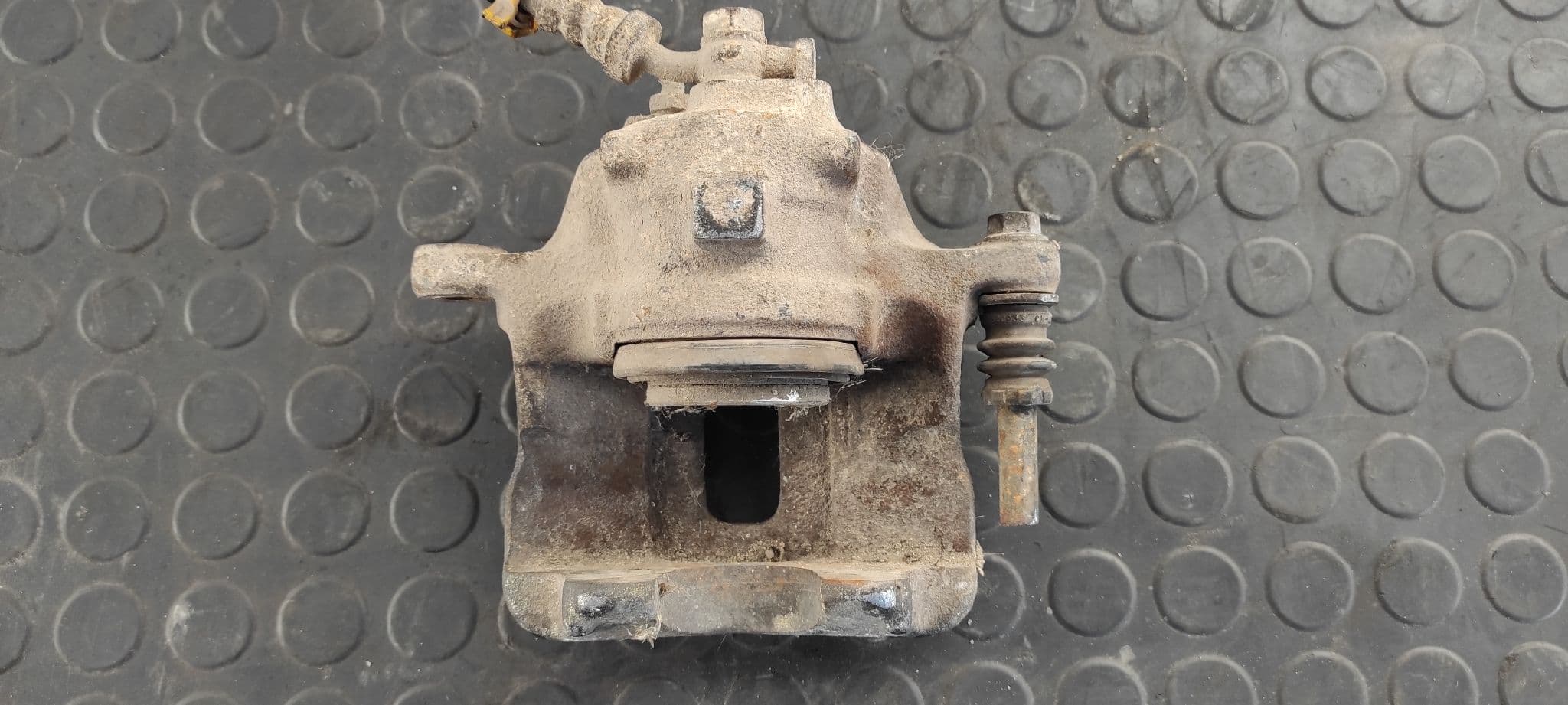 Recambio de PINZA DE FRENO TRASERA DERECHA para LAND ROVER DISCOVERY (LT) 2.5 Turbodiesel 10DP referencia OEM IAM LUCAS 20524   - VERDE 2