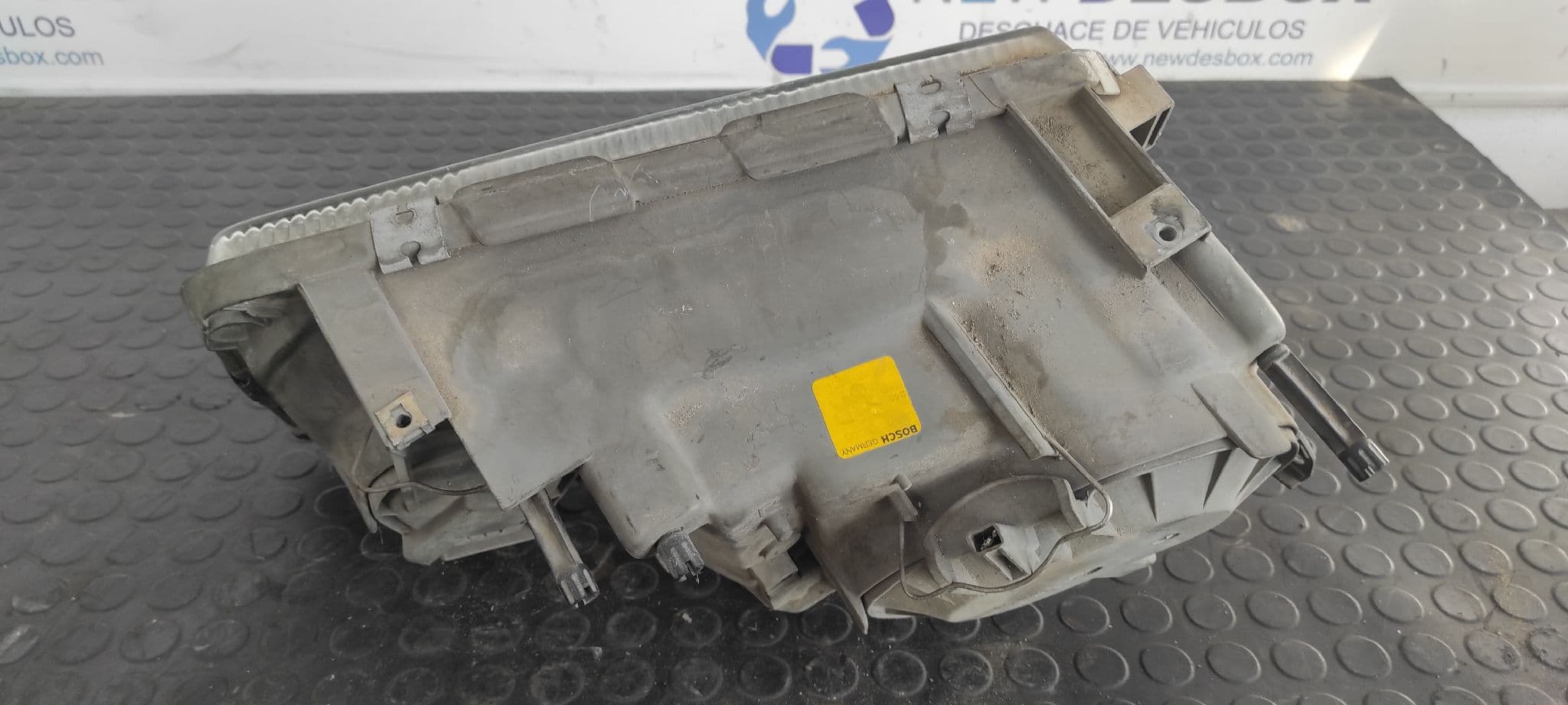 Recambio de FARO DERECHO para MERCEDES-BENZ CLASE S (W126) referencia OEM IAM A1268205661 7