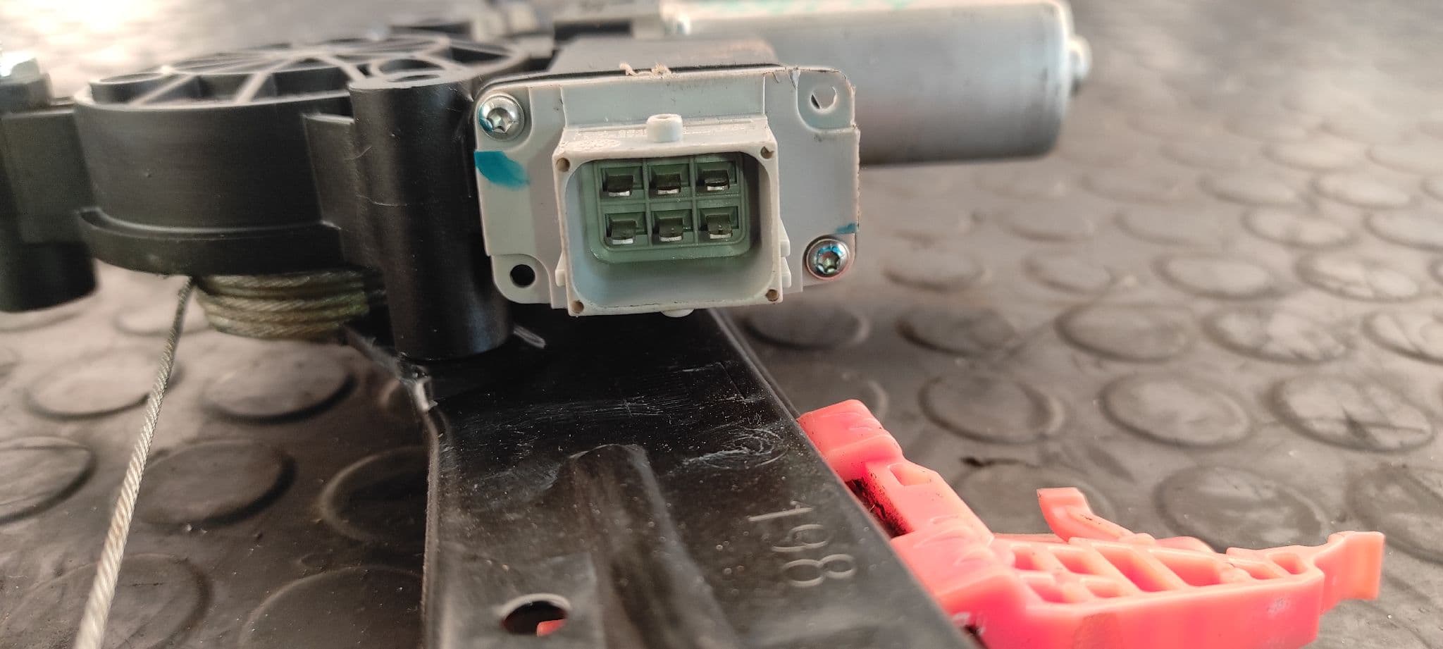 Recambio de ELEVALUNAS DELANTERO DERECHO para FIAT BRAVO (198) 198A3000 referencia OEM IAM 51829140   - ROJO 2