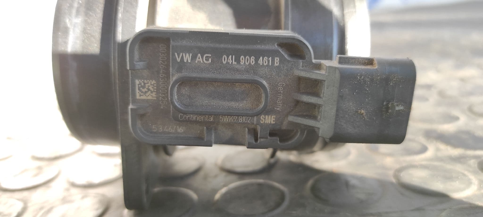 Recambio de CAUDALIMETRO para SEAT IBIZA SC (6P5) FR Crono CUT referencia OEM IAM 04L906461B   - BLANCO 6