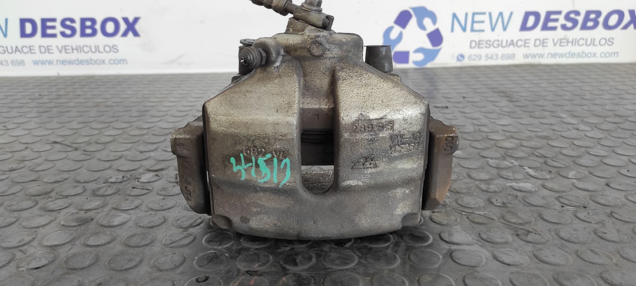 Recambio de PINZA DE FRENO DELANTERA DERECHA para SEAT IBIZA SC (6P5) FR Crono CUT referencia OEM IAM VCF251   - BLANCO