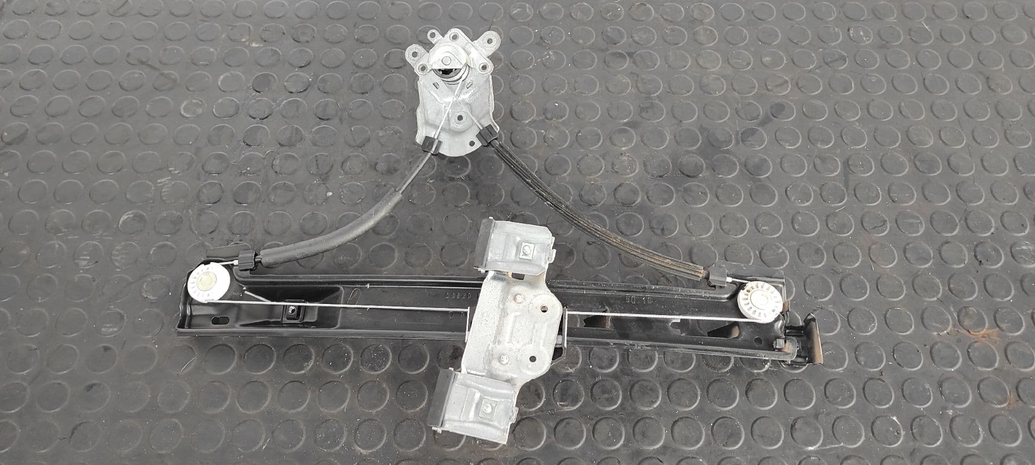 Recambio de ELEVALUNAS TRASERO DERECHO para SEAT IBIZA SC (6P5) FR Crono CUT referencia OEM IAM 6J4839462C   - BLANCO 2
