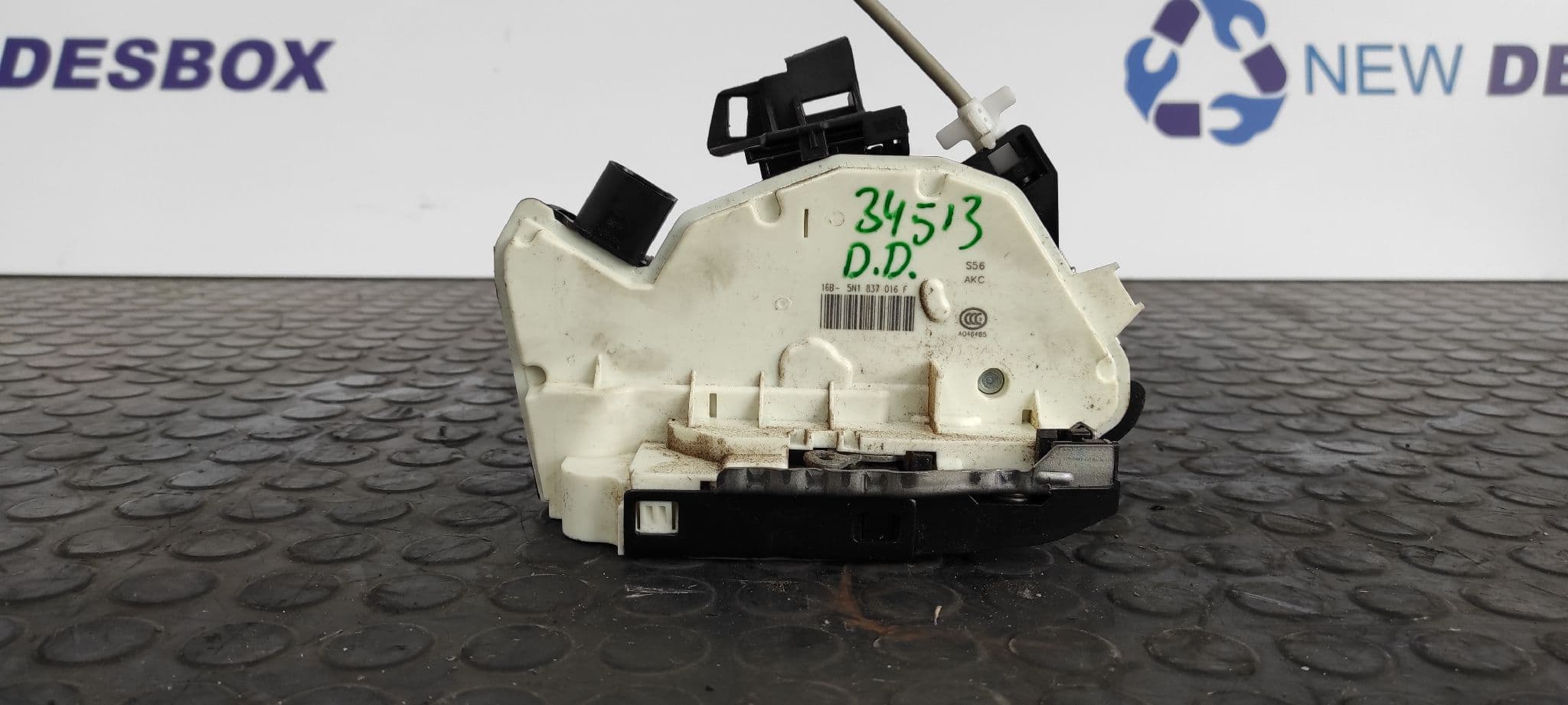 Recambio de CERRADURA PUERTA DELANTERA DERECHA para SEAT IBIZA SC (6P5) FR Crono CUT referencia OEM IAM 5N1837016F   - BLANCO