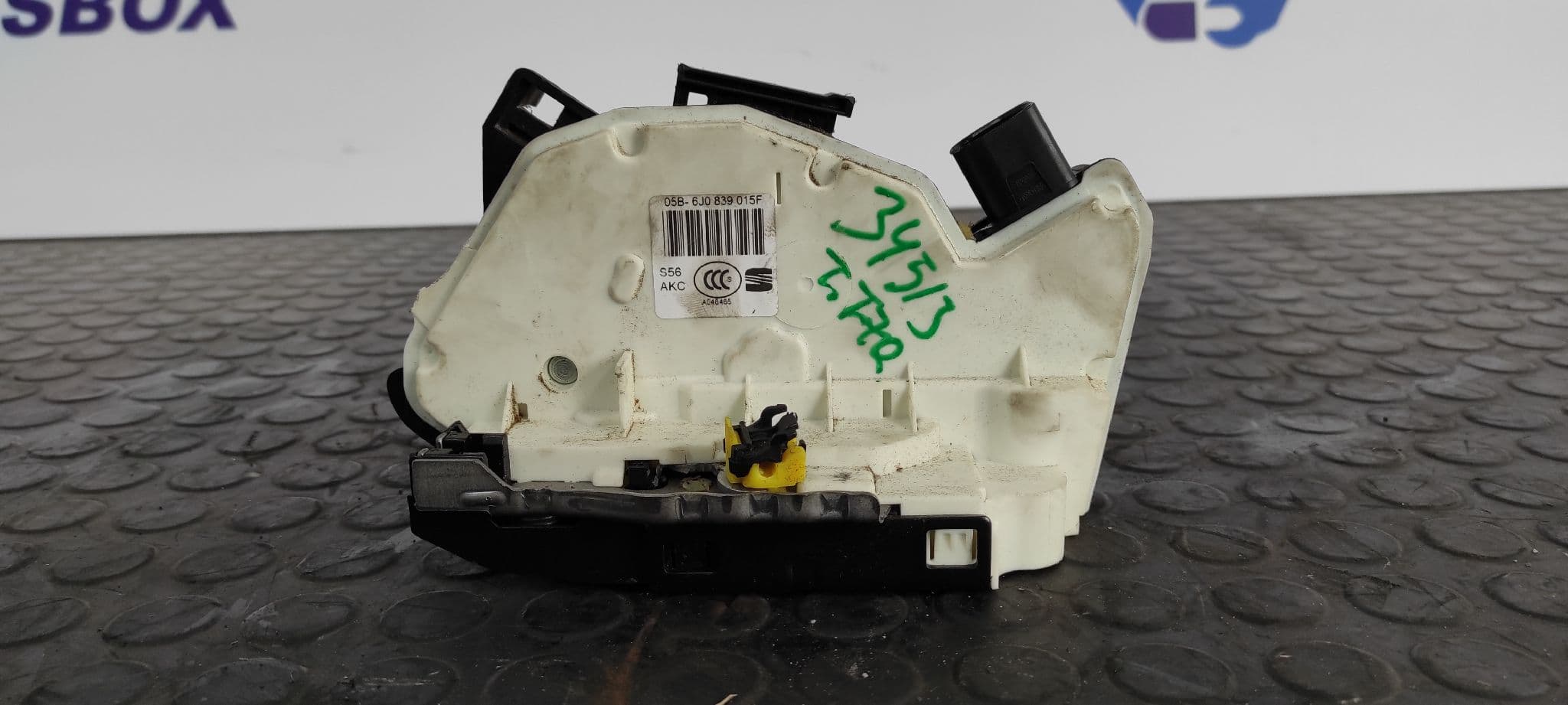 Recambio de CERRADURA PUERTA TRASERA IZQUIERDA para SEAT IBIZA SC (6P5) FR Crono CUT referencia OEM IAM 6J0839015F   - BLANCO