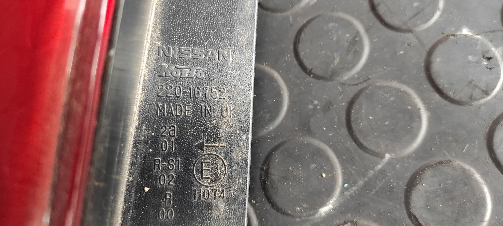 Recambio de PILOTO TRASERO IZQUIERDO para NISSAN NOTE (E11E) Acenta CR14DE referencia OEM IAM 22016752   - NEGRO 7