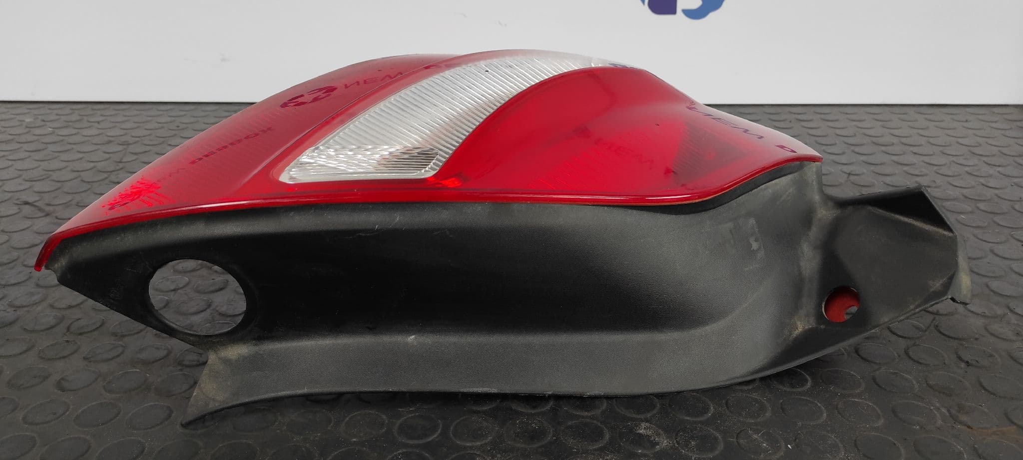 Recambio de PILOTO TRASERO IZQUIERDO para RENAULT MEGANE II CLASSIC BERLINA 1.5 dCi Diesel CAT K9K G7 referencia OEM IAM 8200413214   - CHAMPAGNE 2