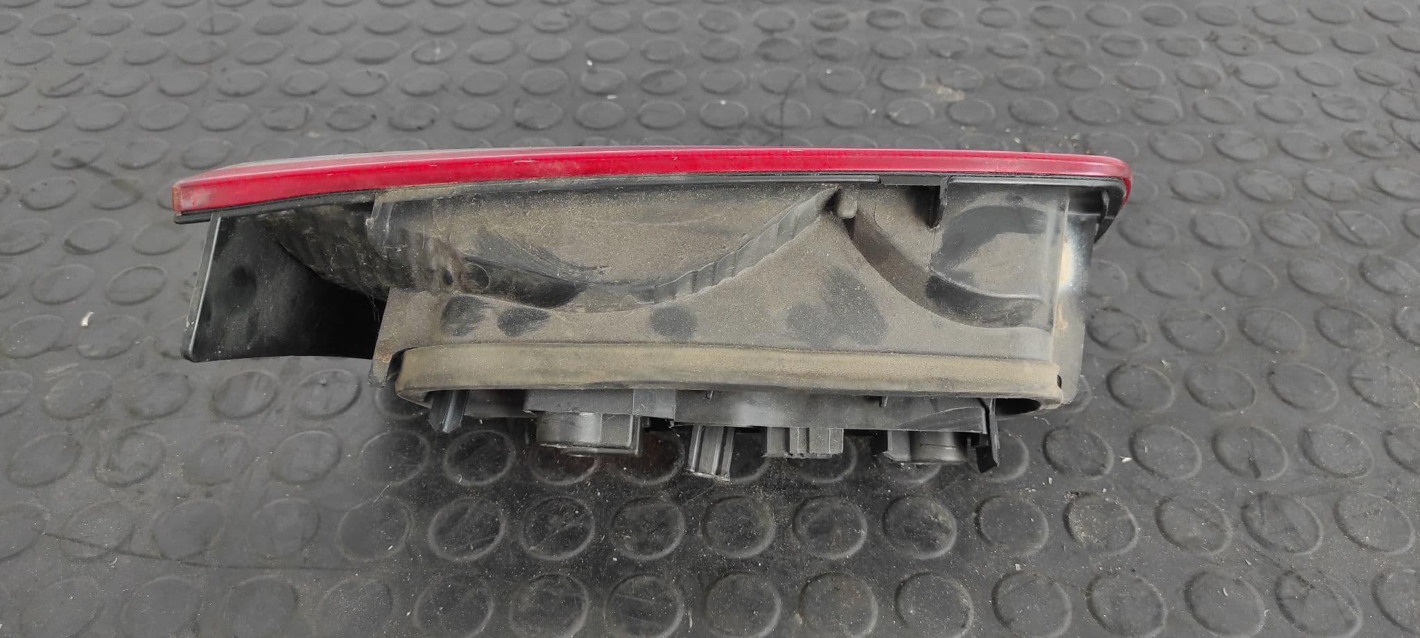 Recambio de PILOTO PORTON DERECHO para RENAULT LAGUNA II (BG0) referencia OEM IAM 8200002476 2