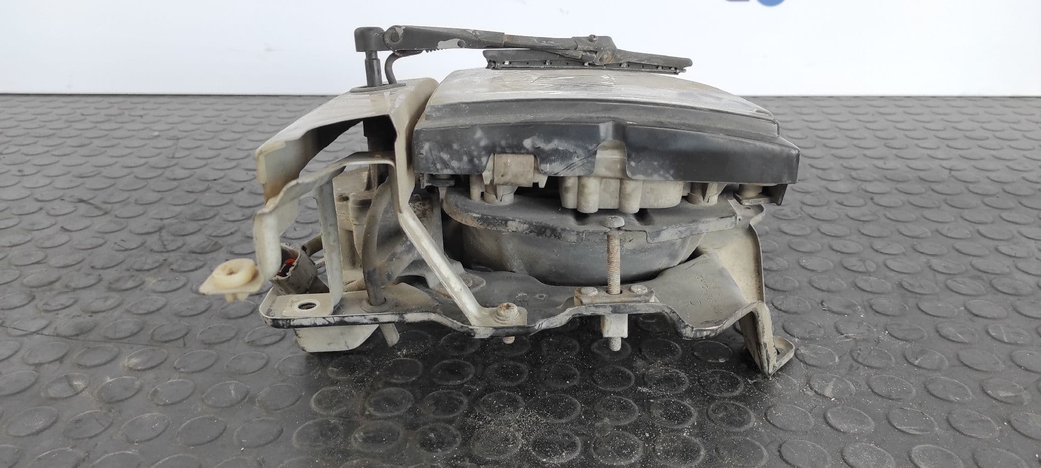 Recambio de FARO DERECHO para OPEL MONTEREY 3.2 referencia OEM IAM ICHIKOH 1430 2